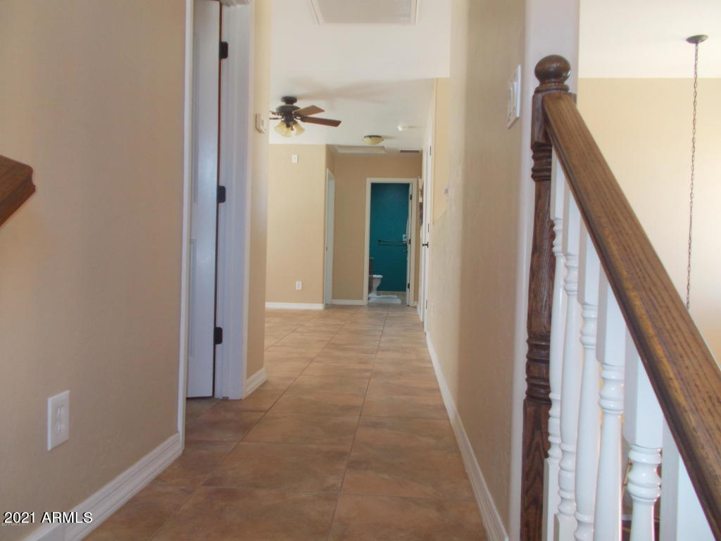 CANYON DE FLORES PHASE 2E - Residential Lease
