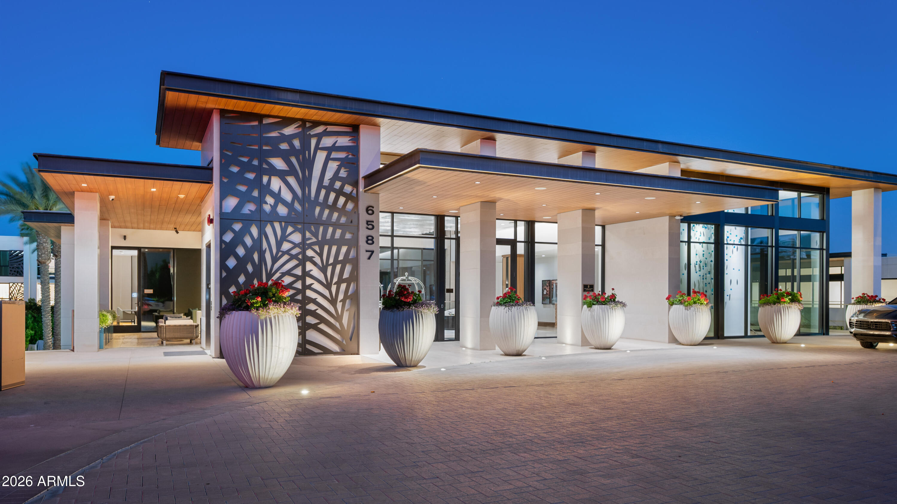 Ritz Carlton Residences - Residential