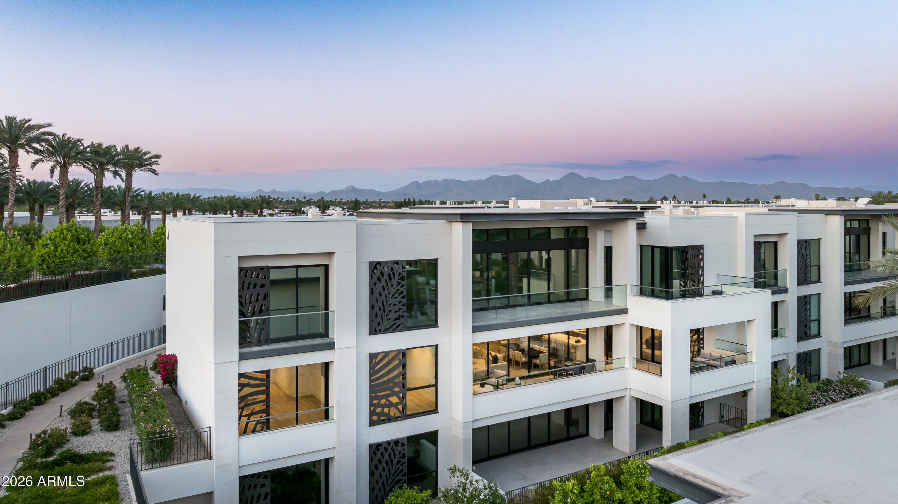 Ritz Carlton Residences - Residential