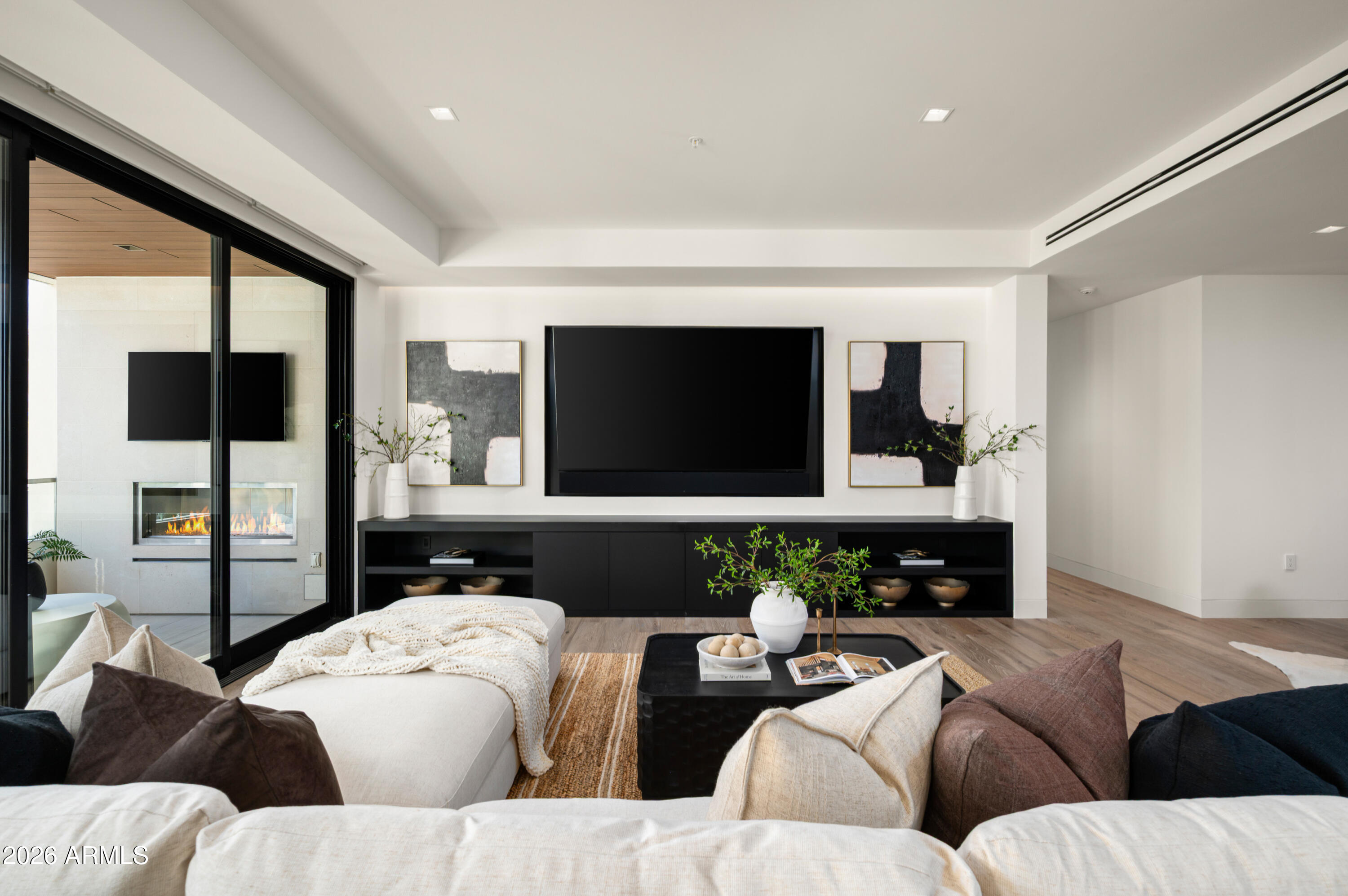Ritz Carlton Residences - Residential