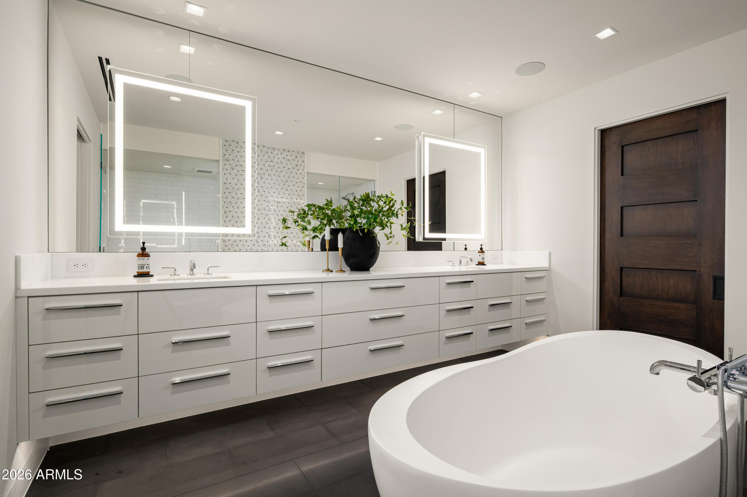Ritz Carlton Residences - Residential