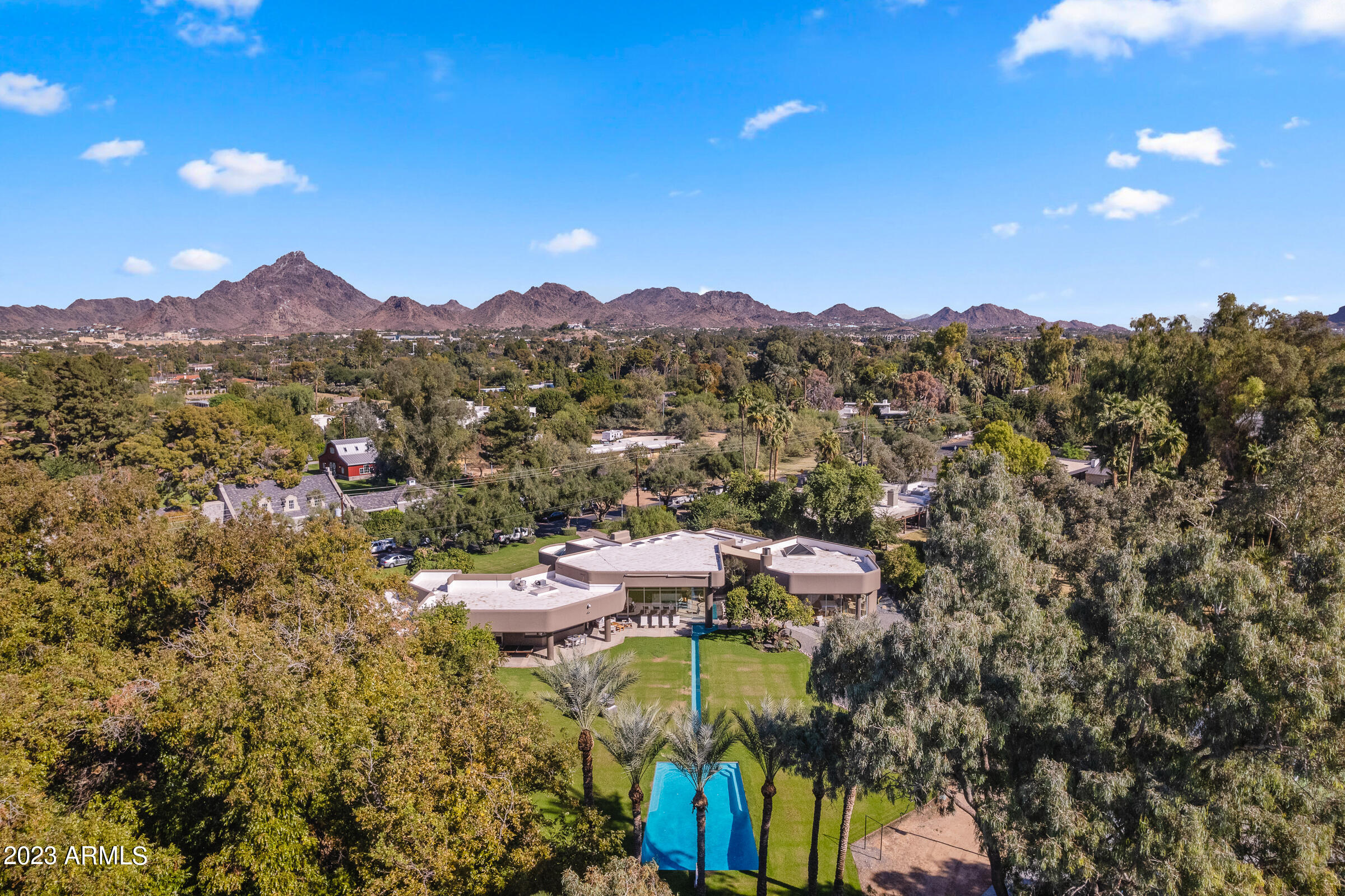 COLTER ESTATES - Residential