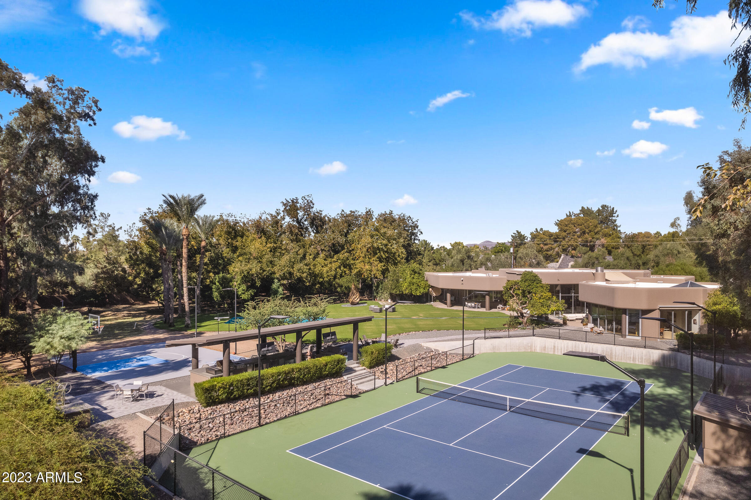 COLTER ESTATES - Residential