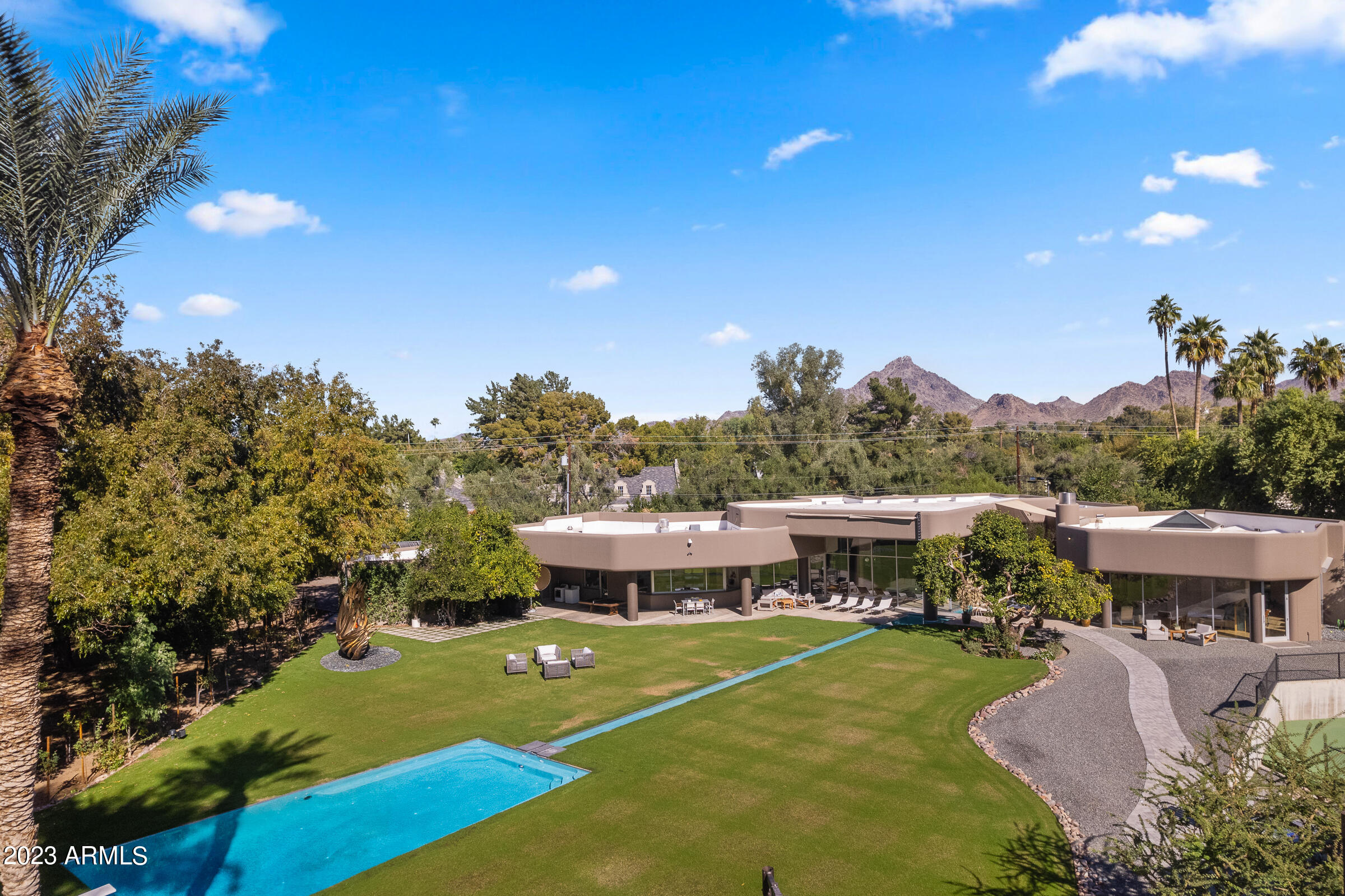 COLTER ESTATES - Residential