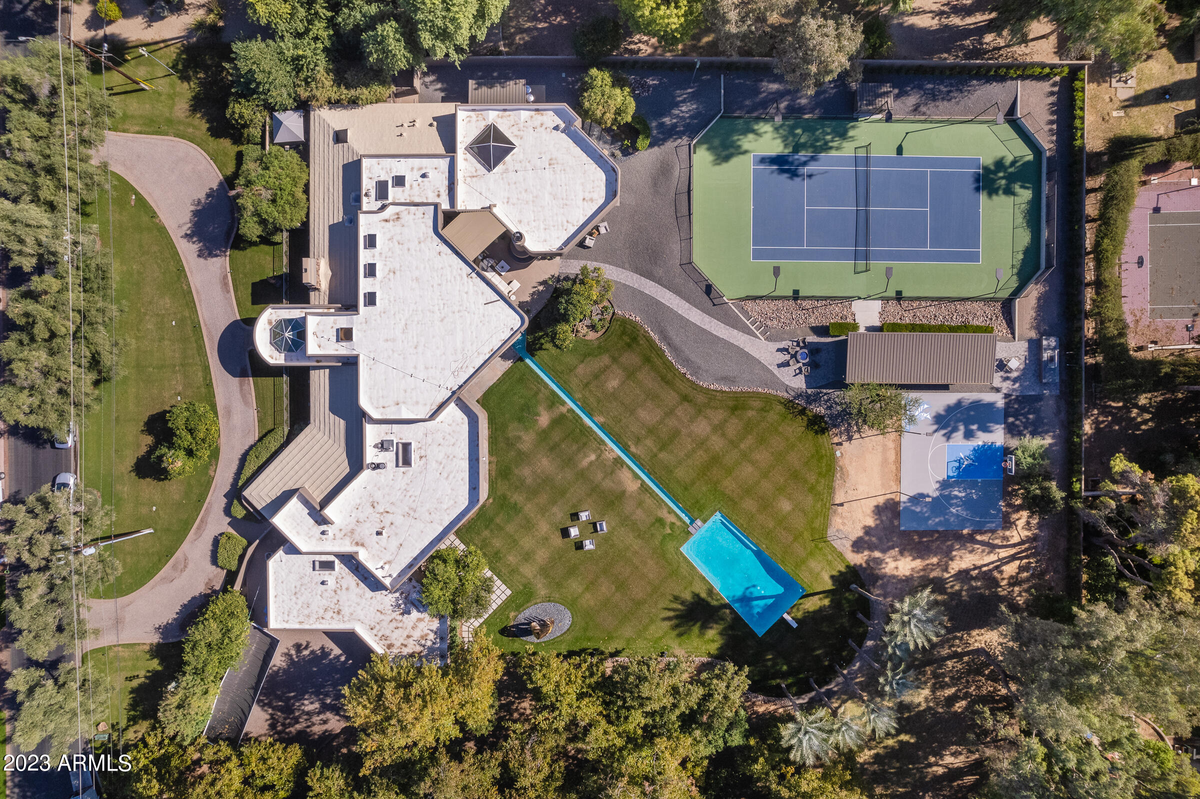 COLTER ESTATES - Residential