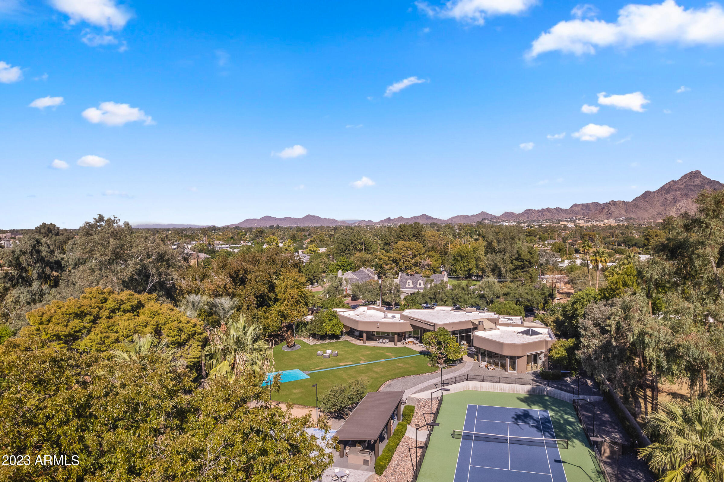 COLTER ESTATES - Residential