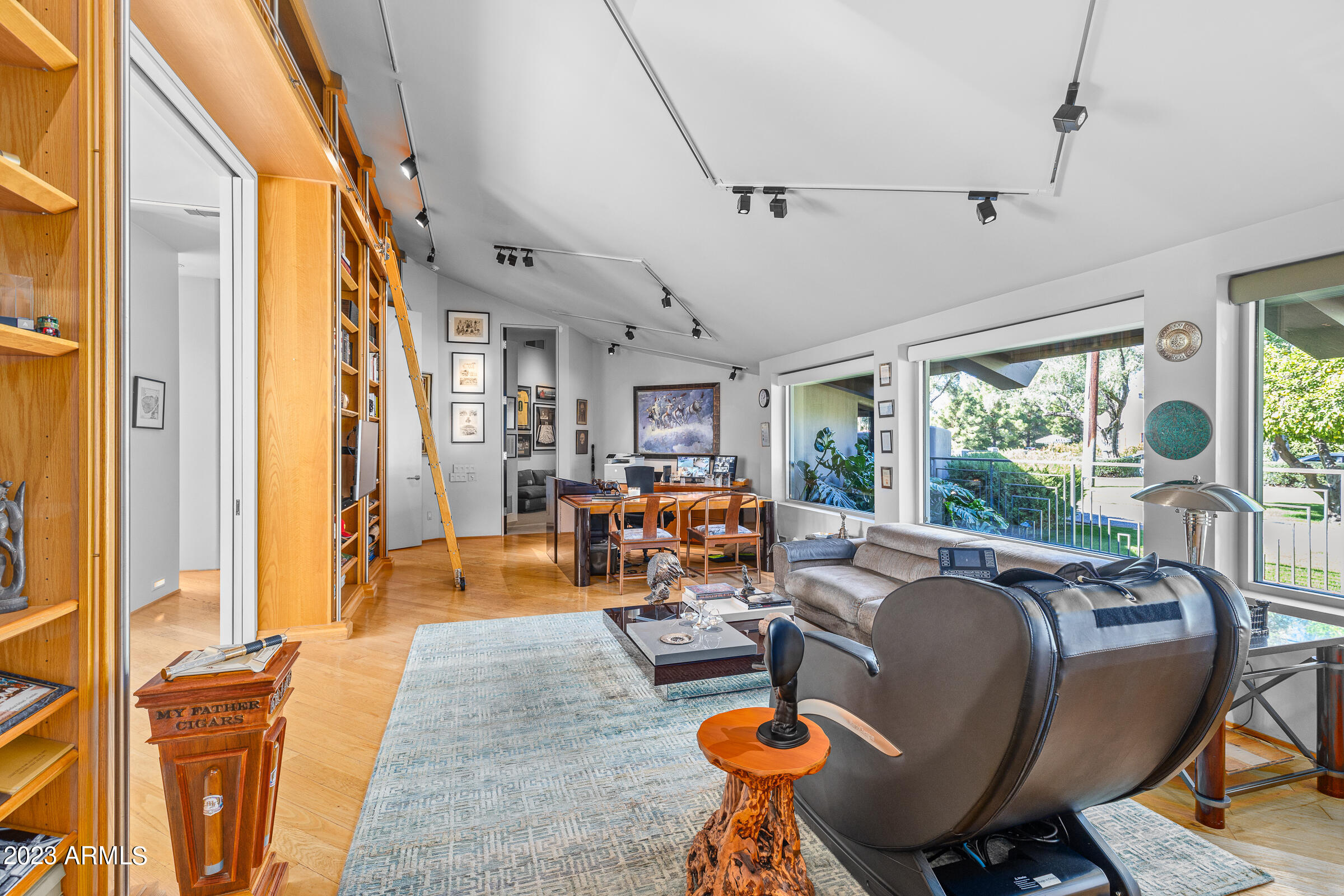 COLTER ESTATES - Residential