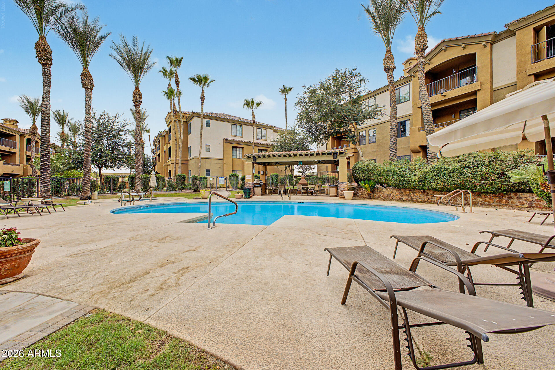 BELAFLORA CONDOMINIUMS - Residential