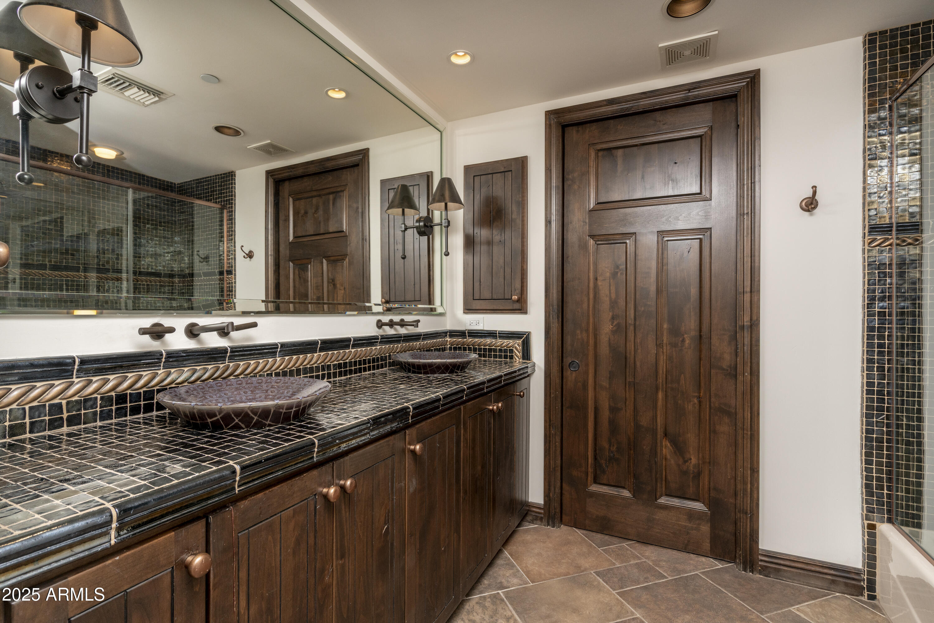 SCOTTSDALE WATERFRONT RESIDENCES CONDOMINIUM - Residential