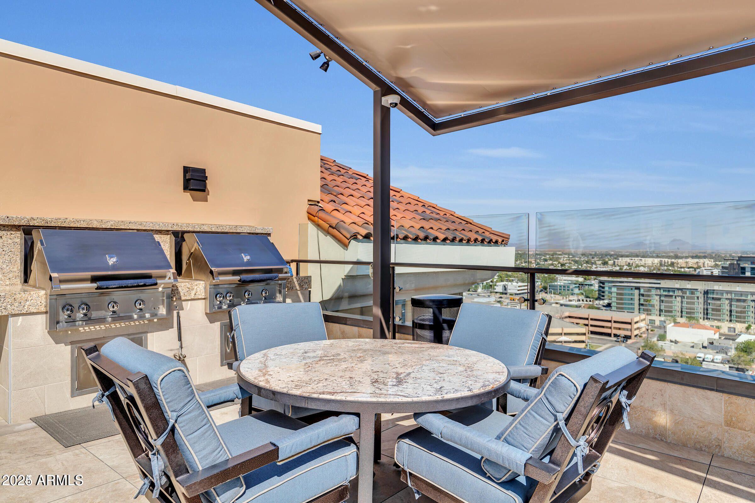 SCOTTSDALE WATERFRONT RESIDENCES CONDOMINIUM - Residential