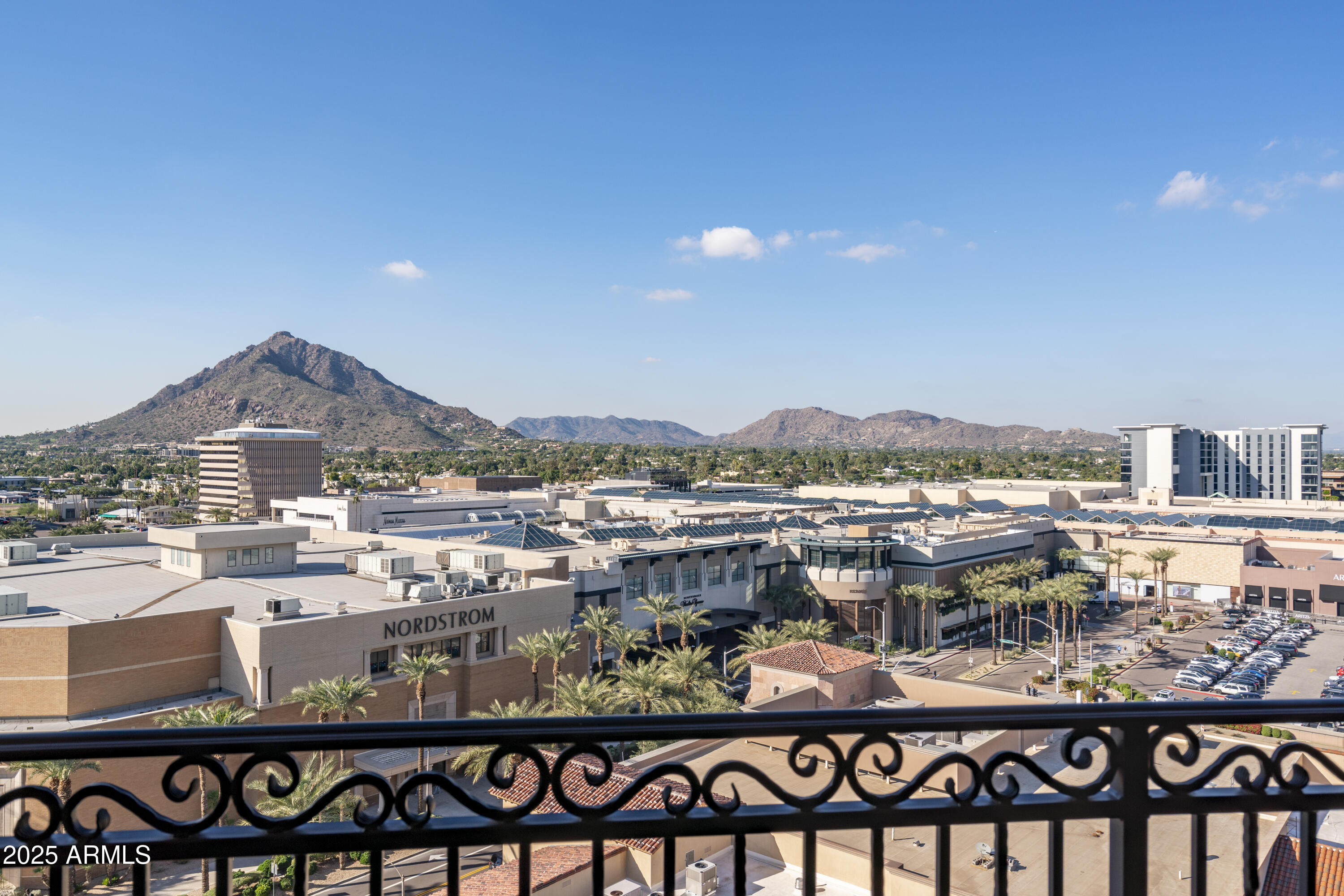 SCOTTSDALE WATERFRONT RESIDENCES CONDOMINIUM - Residential