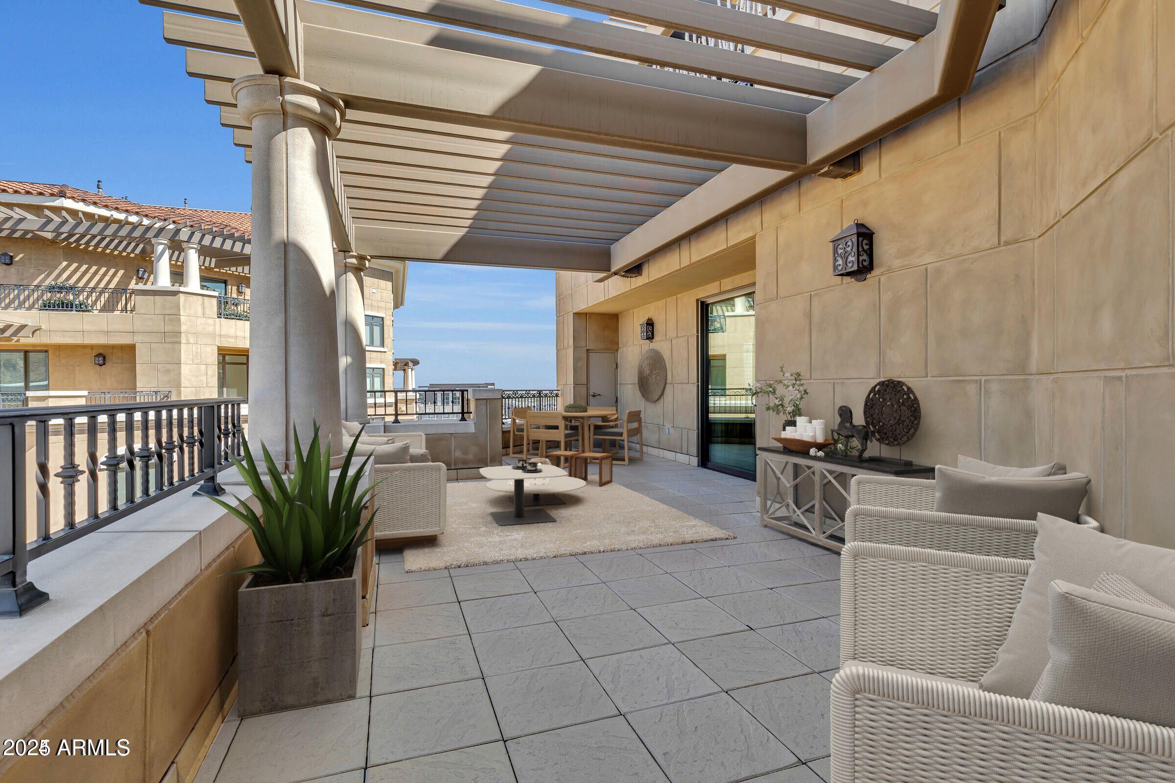 SCOTTSDALE WATERFRONT RESIDENCES CONDOMINIUM - Residential