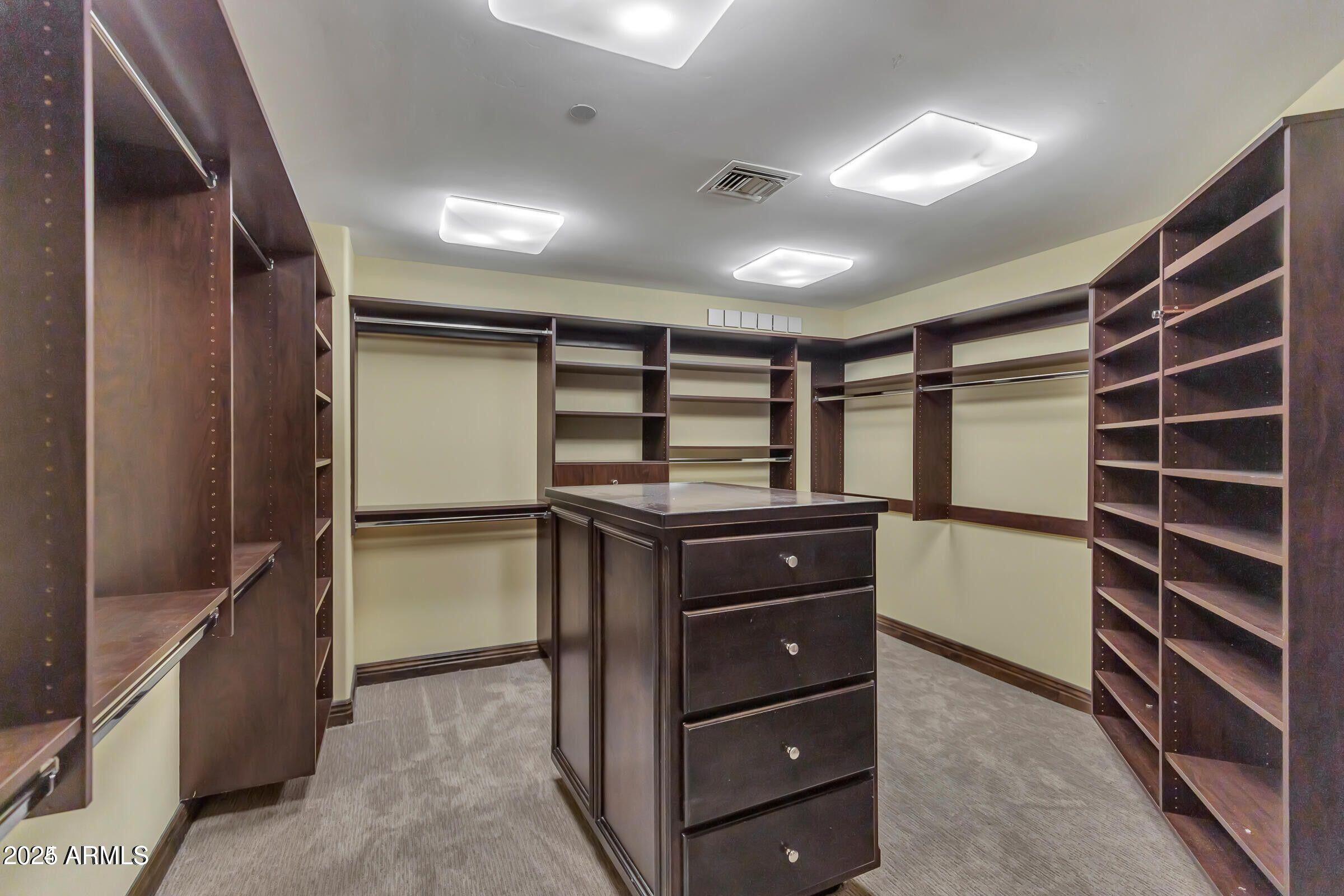 SCOTTSDALE WATERFRONT RESIDENCES CONDOMINIUM - Residential