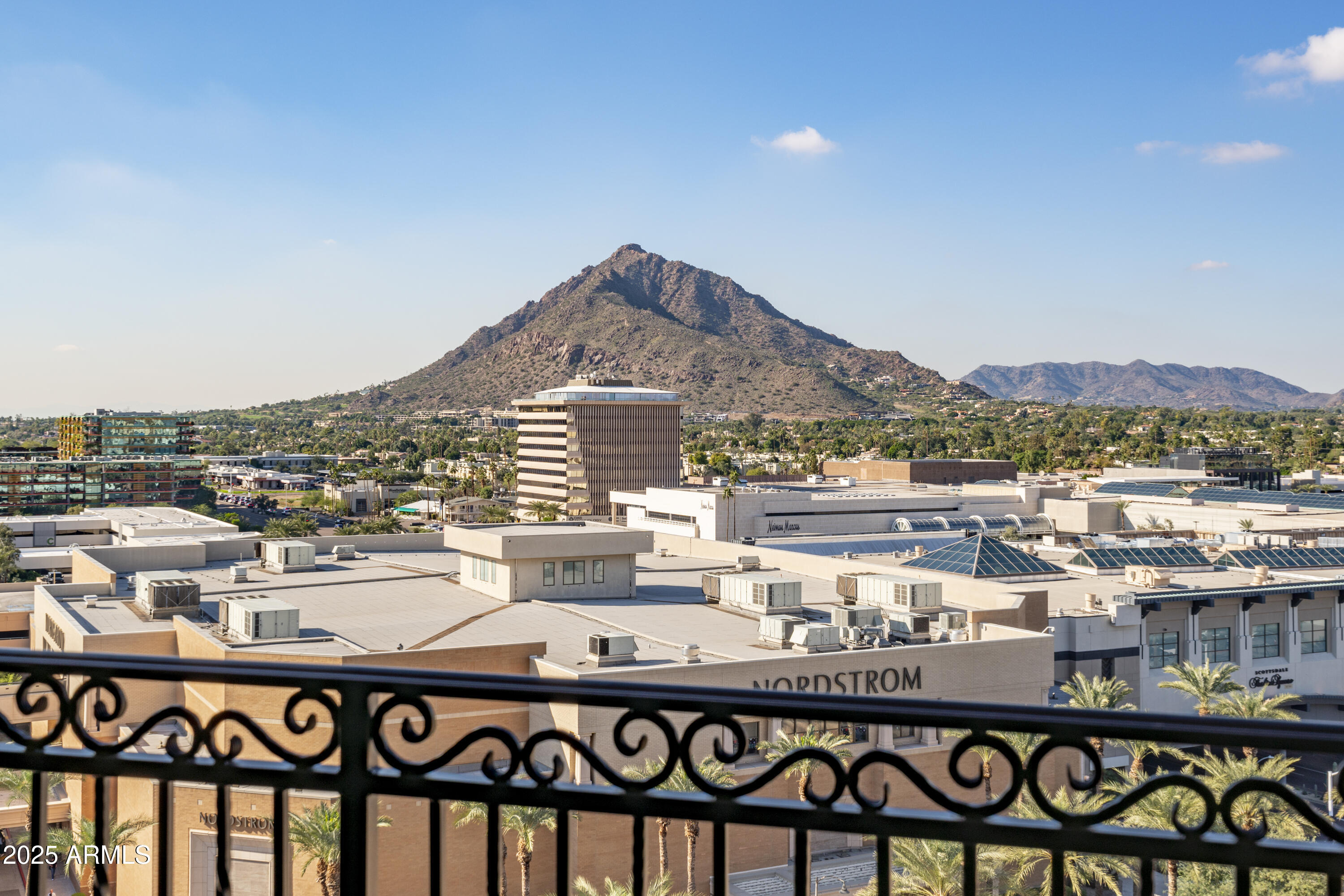 SCOTTSDALE WATERFRONT RESIDENCES CONDOMINIUM - Residential