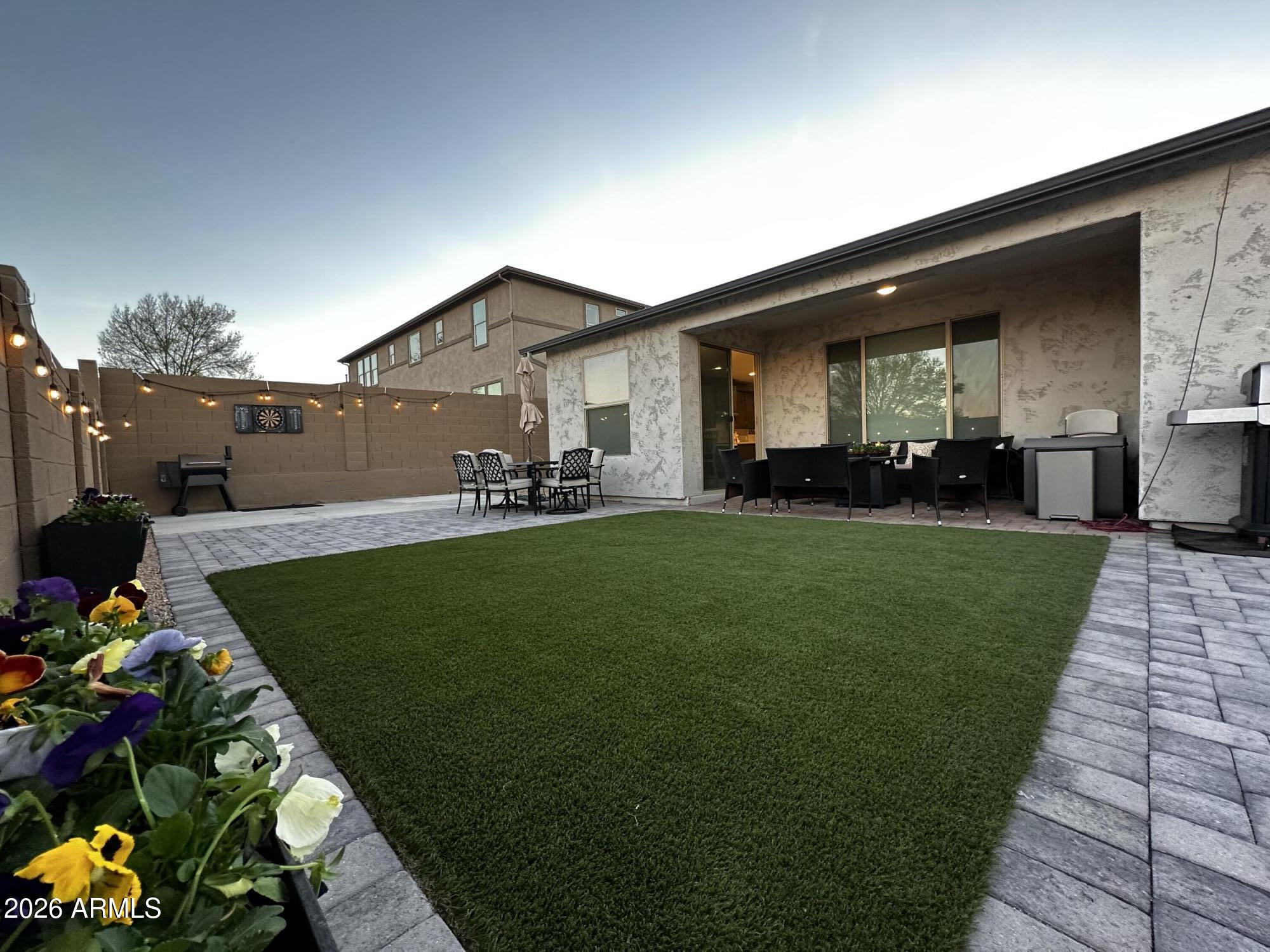 MOUNTAIN GATE - Residential
