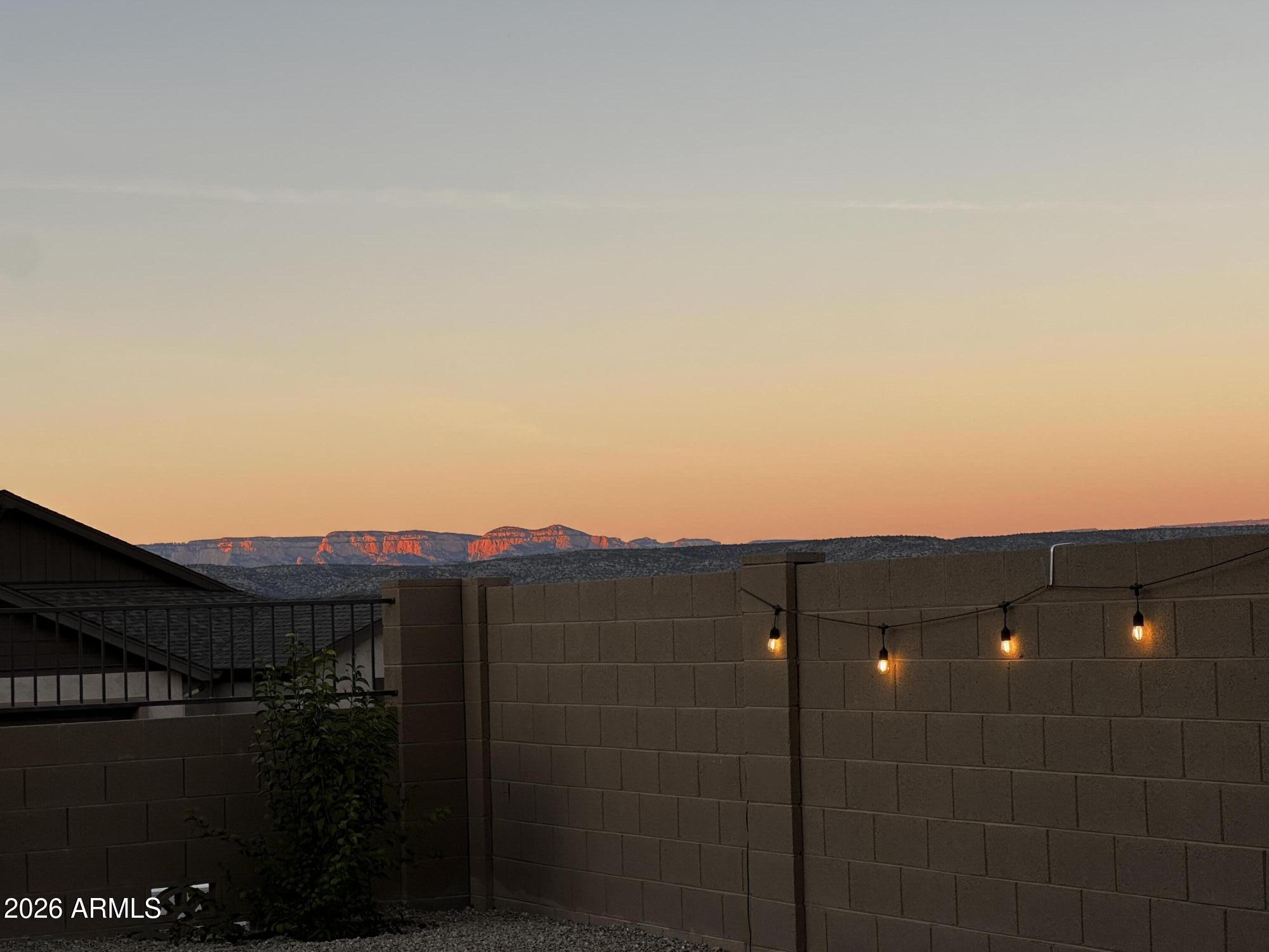 MOUNTAIN GATE - Residential