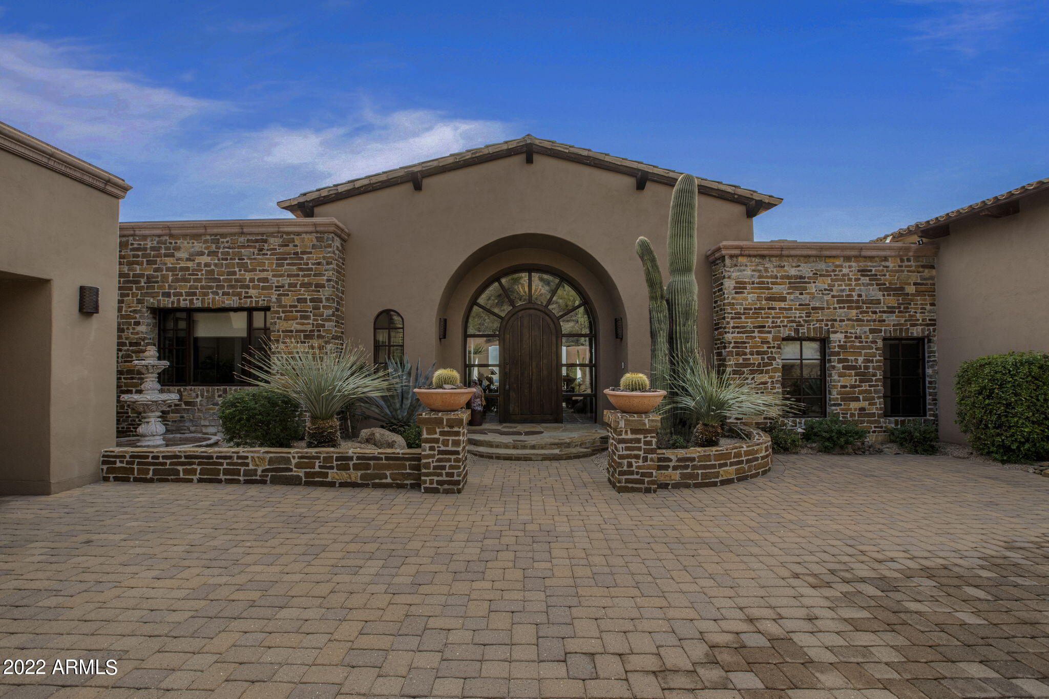 DESERT MOUNTAIN - Residential