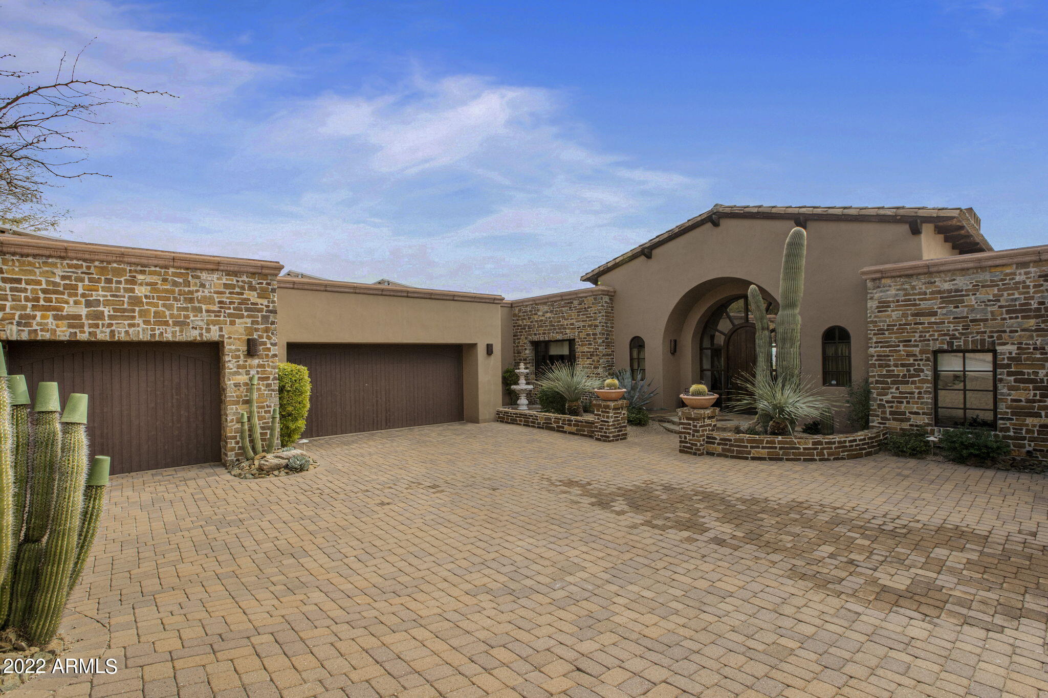 DESERT MOUNTAIN - Residential