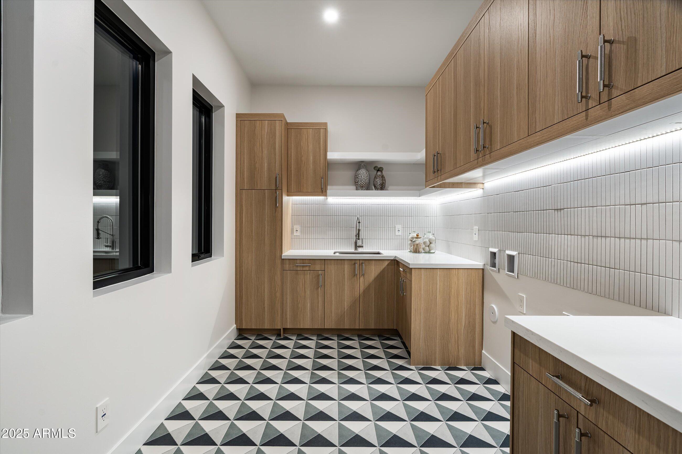BROPHY ESTATES AMD - Residential