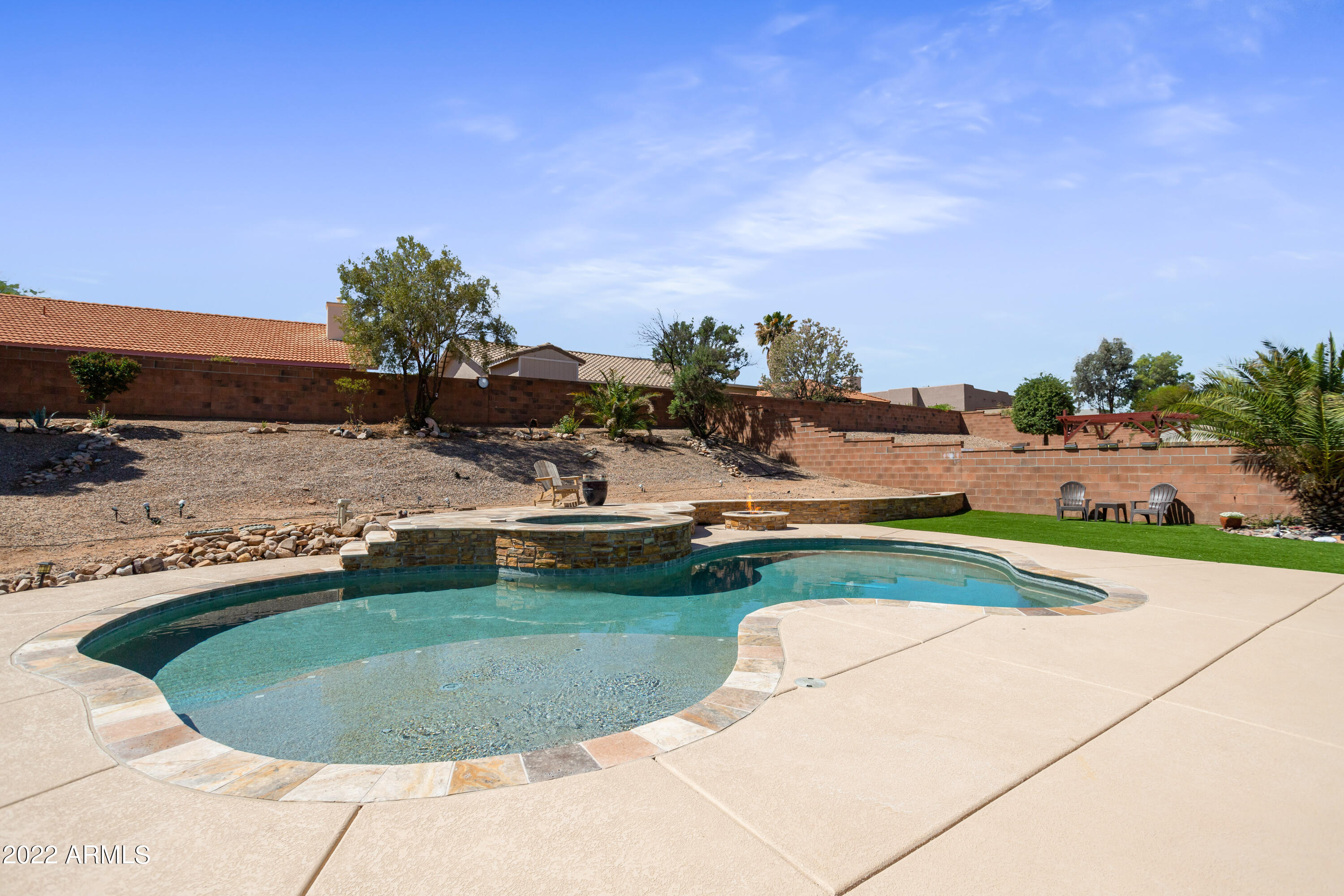 MESA VERDE HEIGHTS - Residential