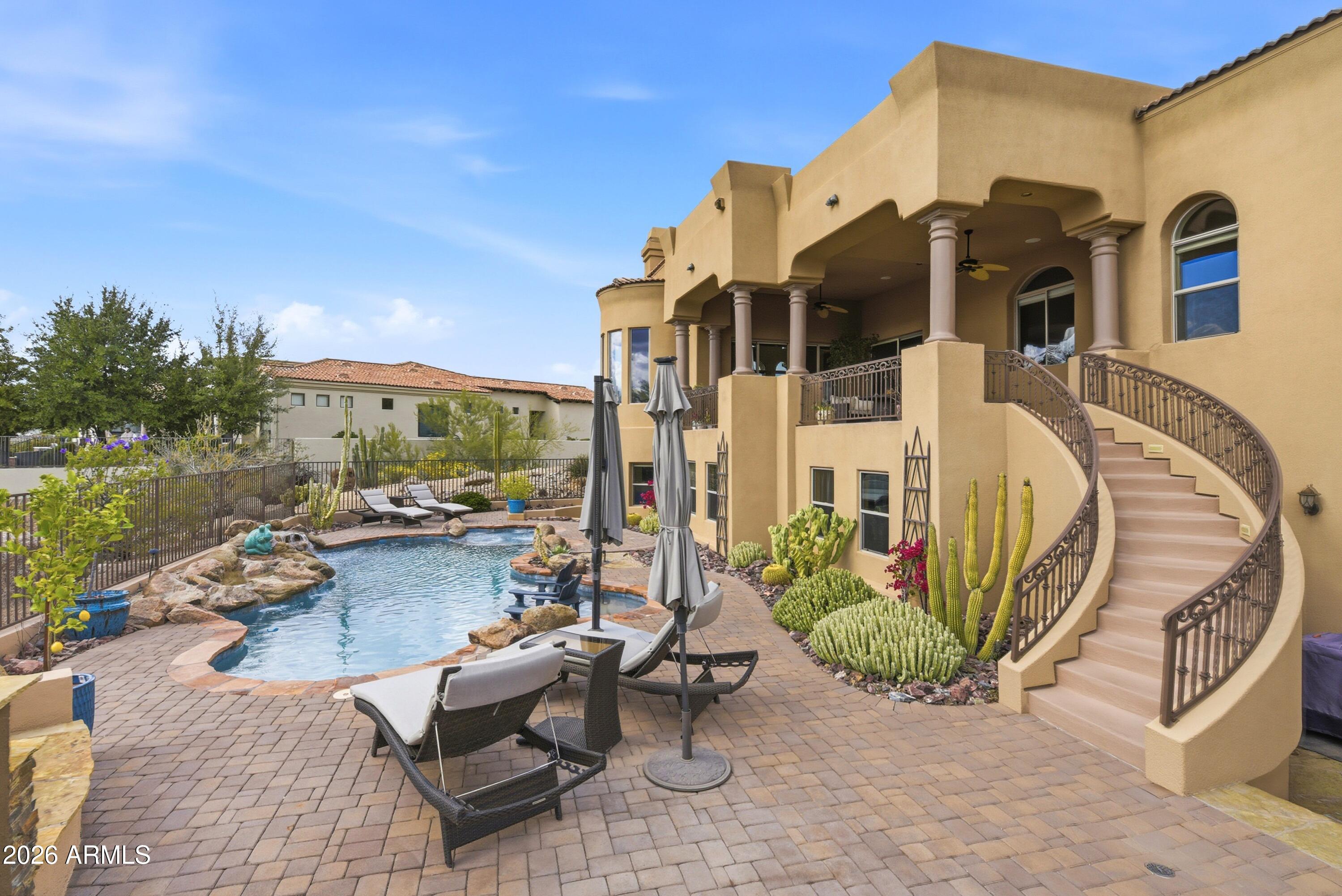 Sierra Boulders - Residential