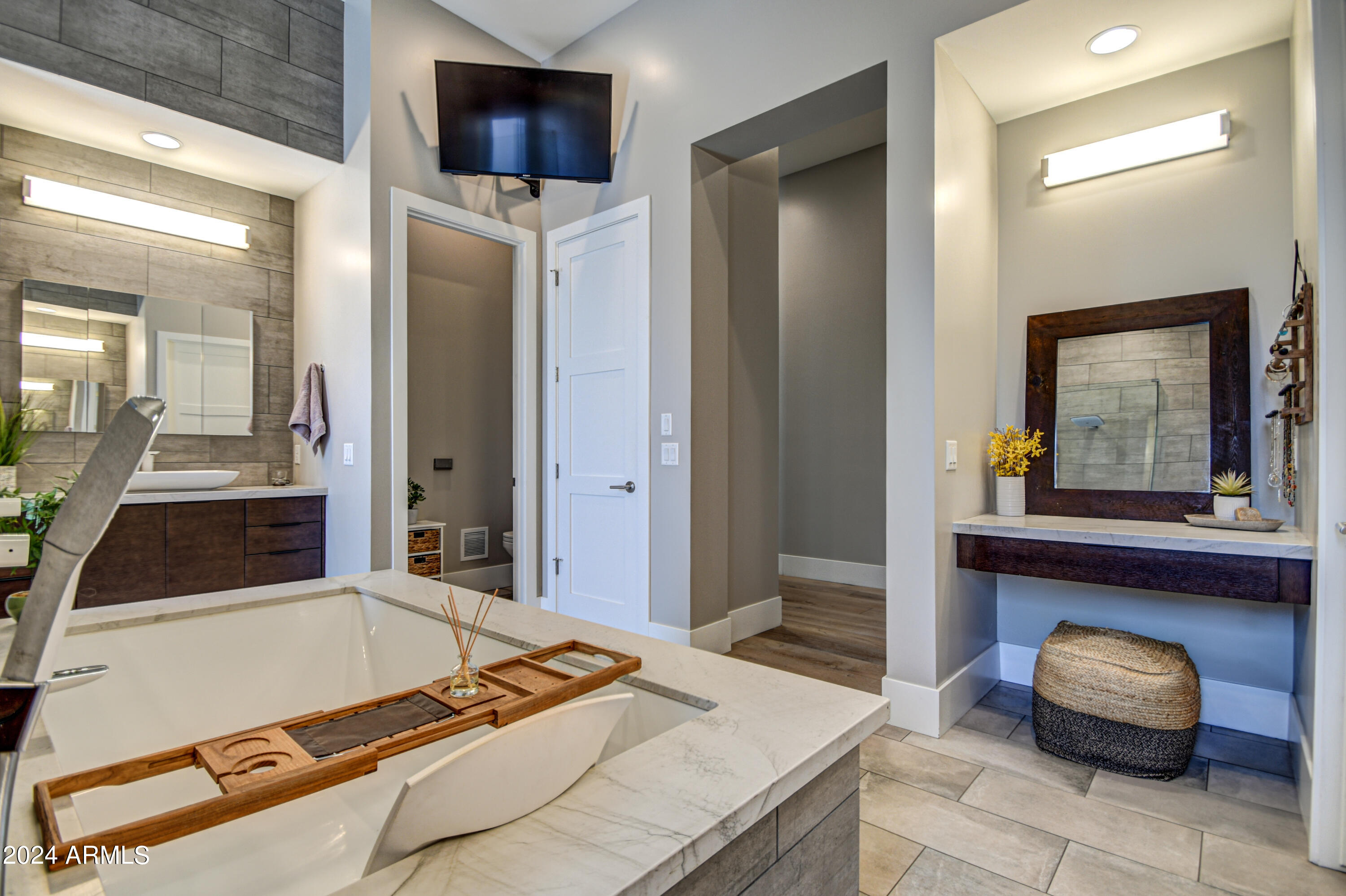 CIRCLE G AT SILVER CREEK AMD - Residential