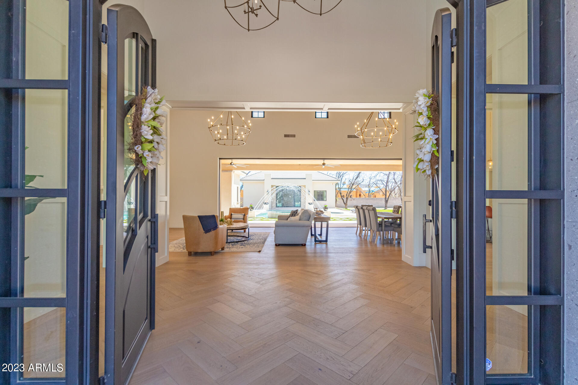 PECAN LIGHTS - Residential