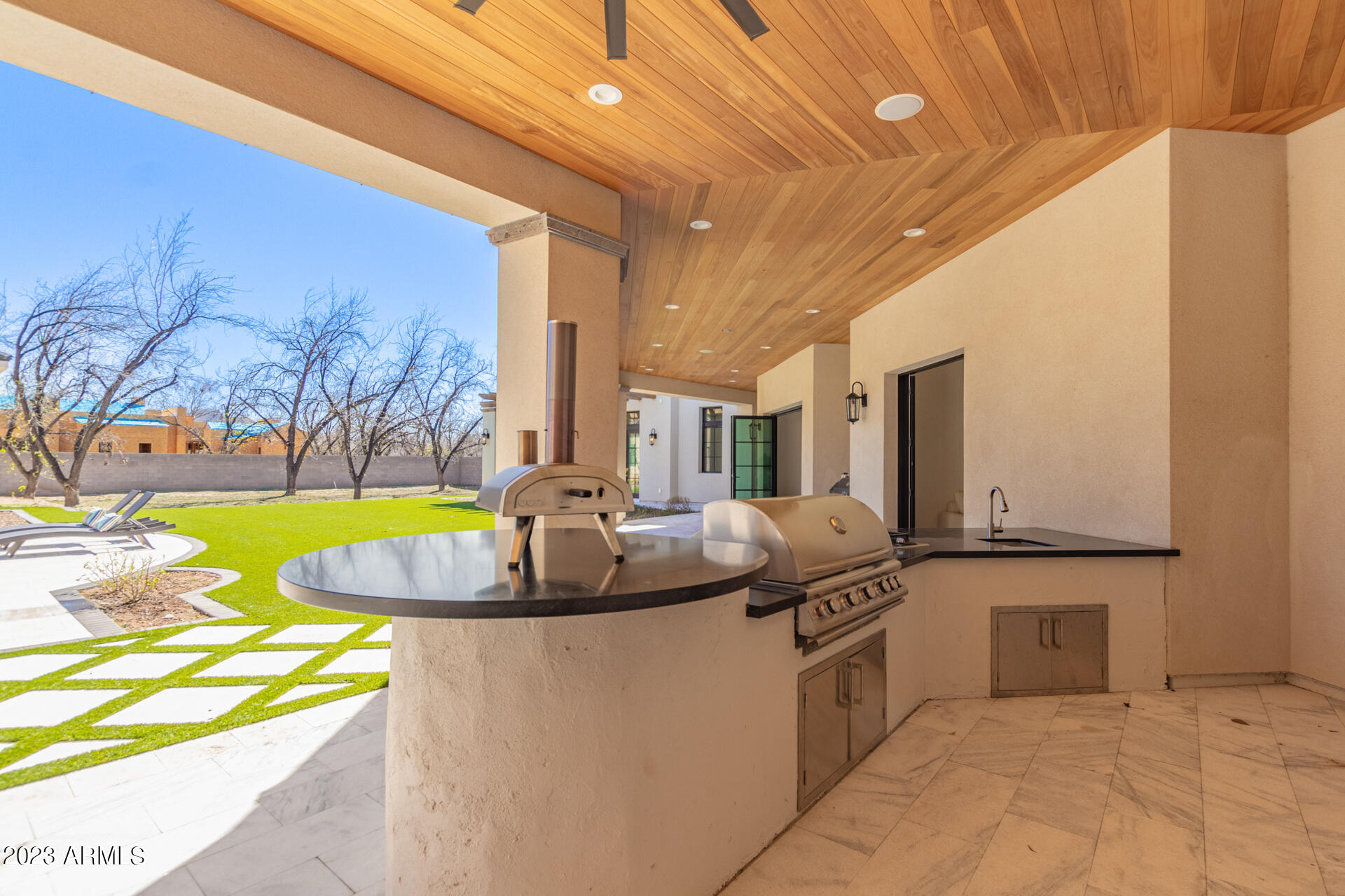 PECAN LIGHTS - Residential