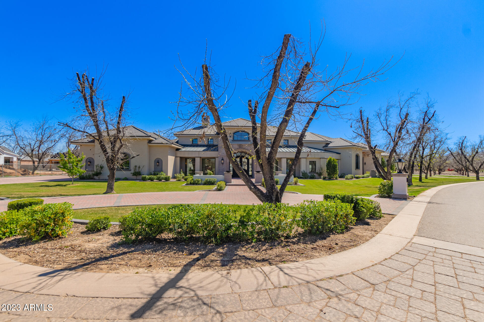 PECAN LIGHTS - Residential