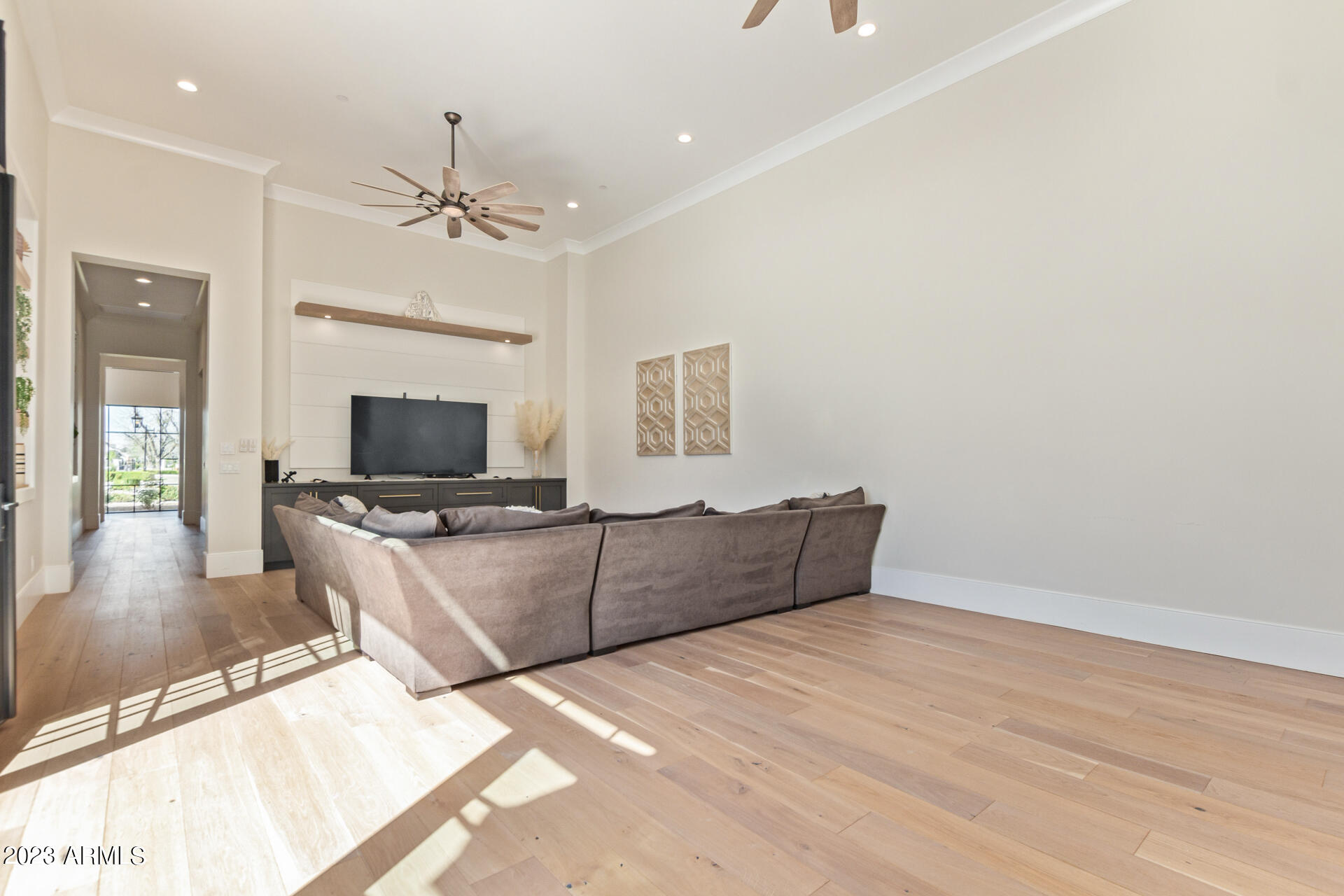 PECAN LIGHTS - Residential