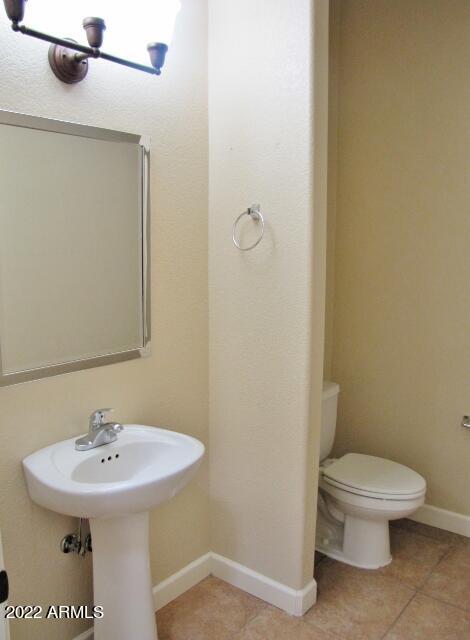 REFLECTIONS AT VALIENTE - Residential Lease