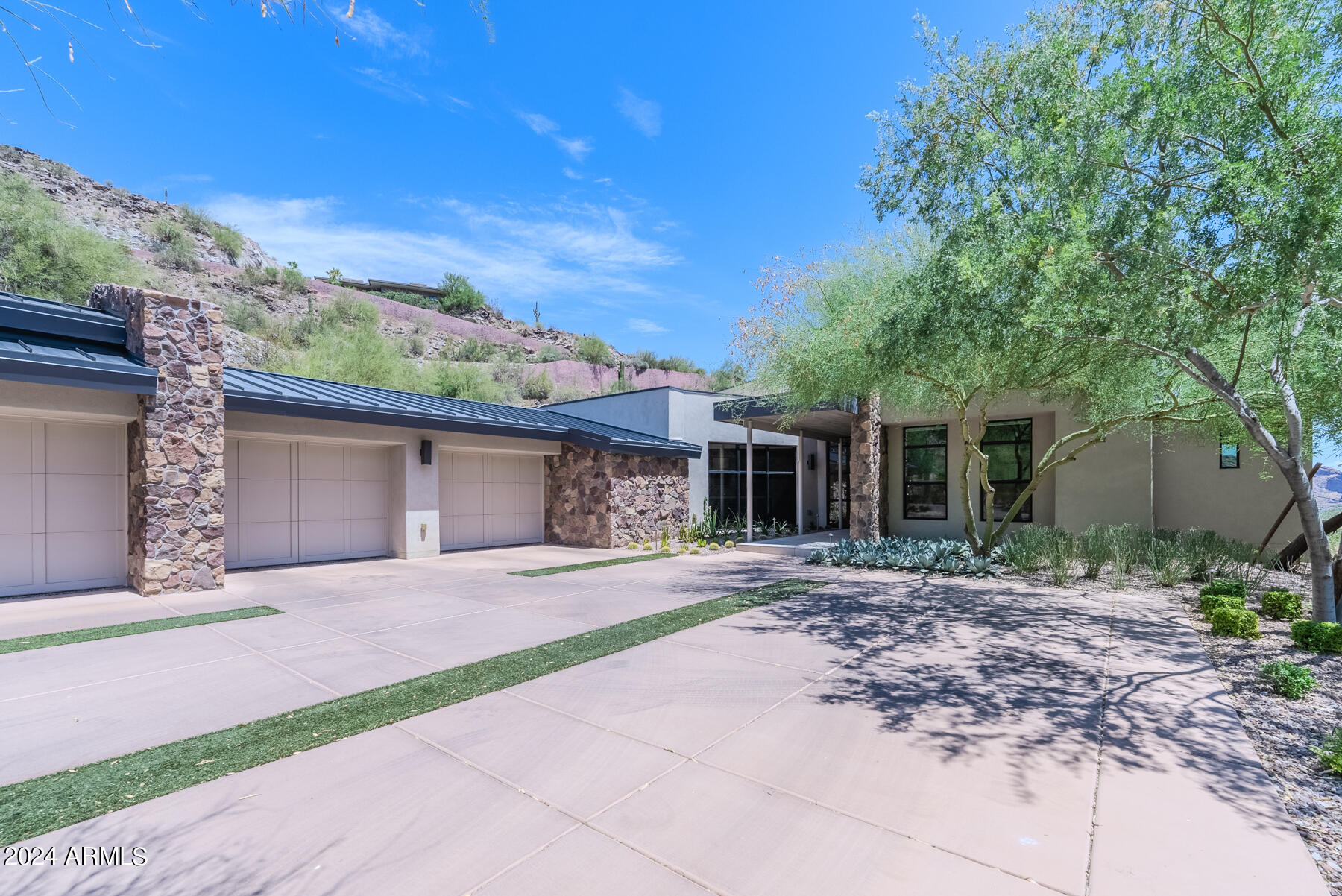 CLEARWATER HILLS - Residential