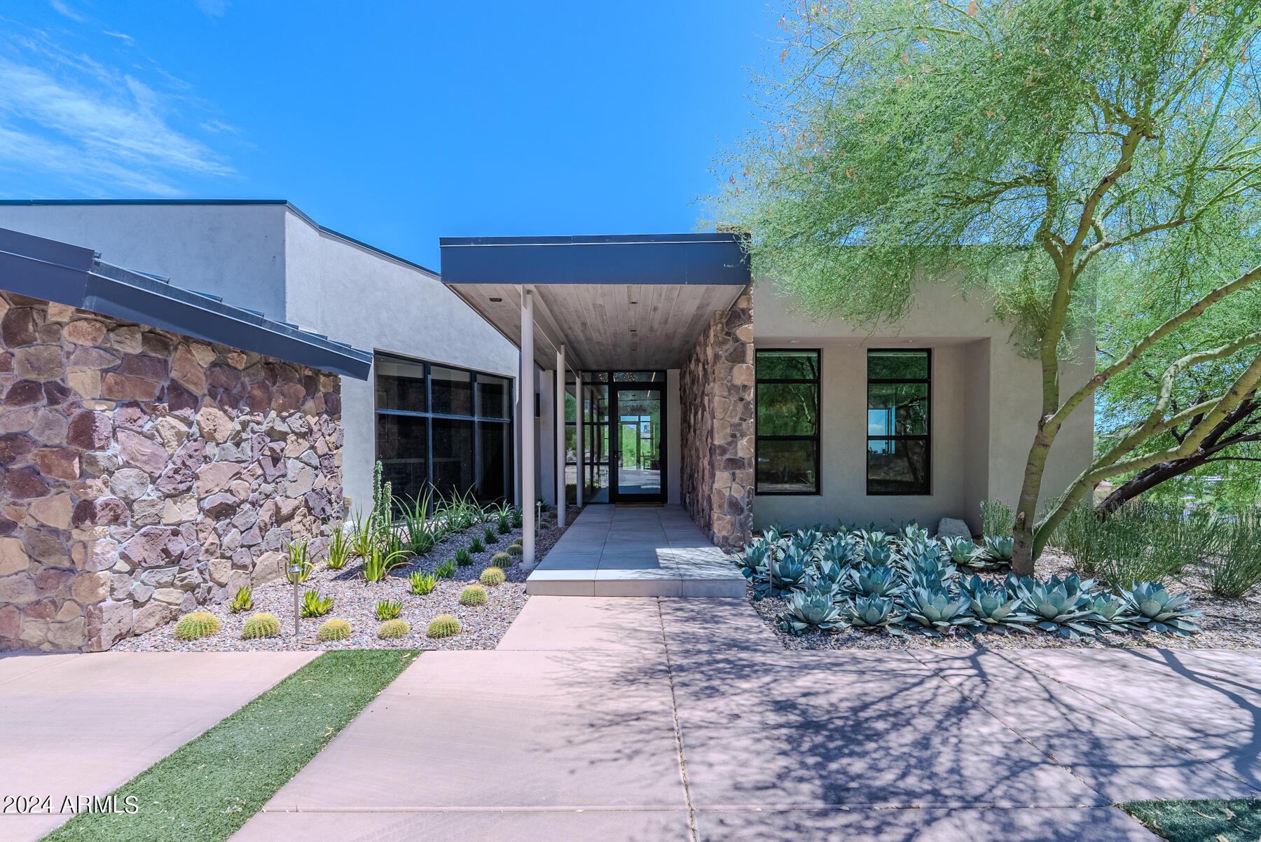 CLEARWATER HILLS - Residential