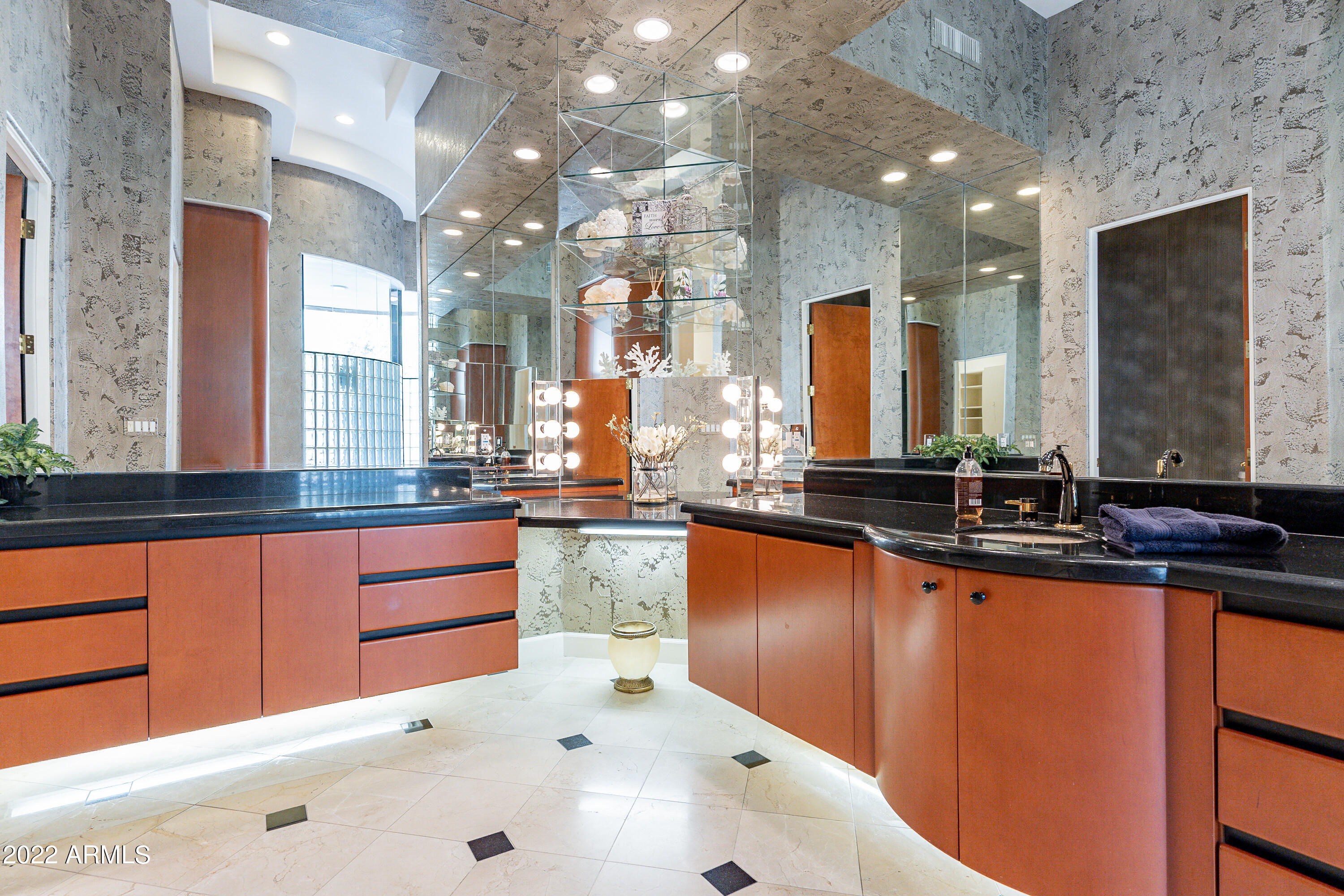 metes and bounds - Residential