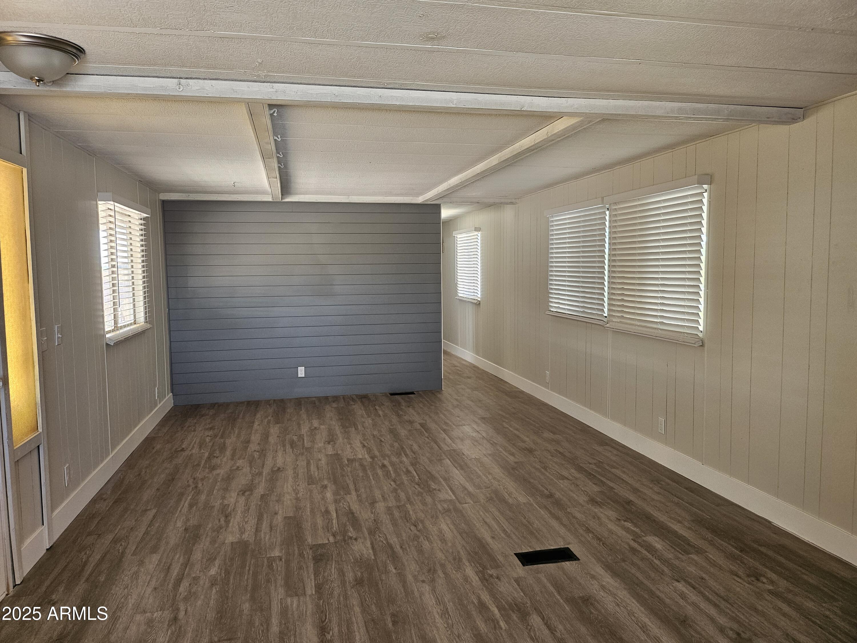 COTTONWOOD GARDENS - Residential Lease