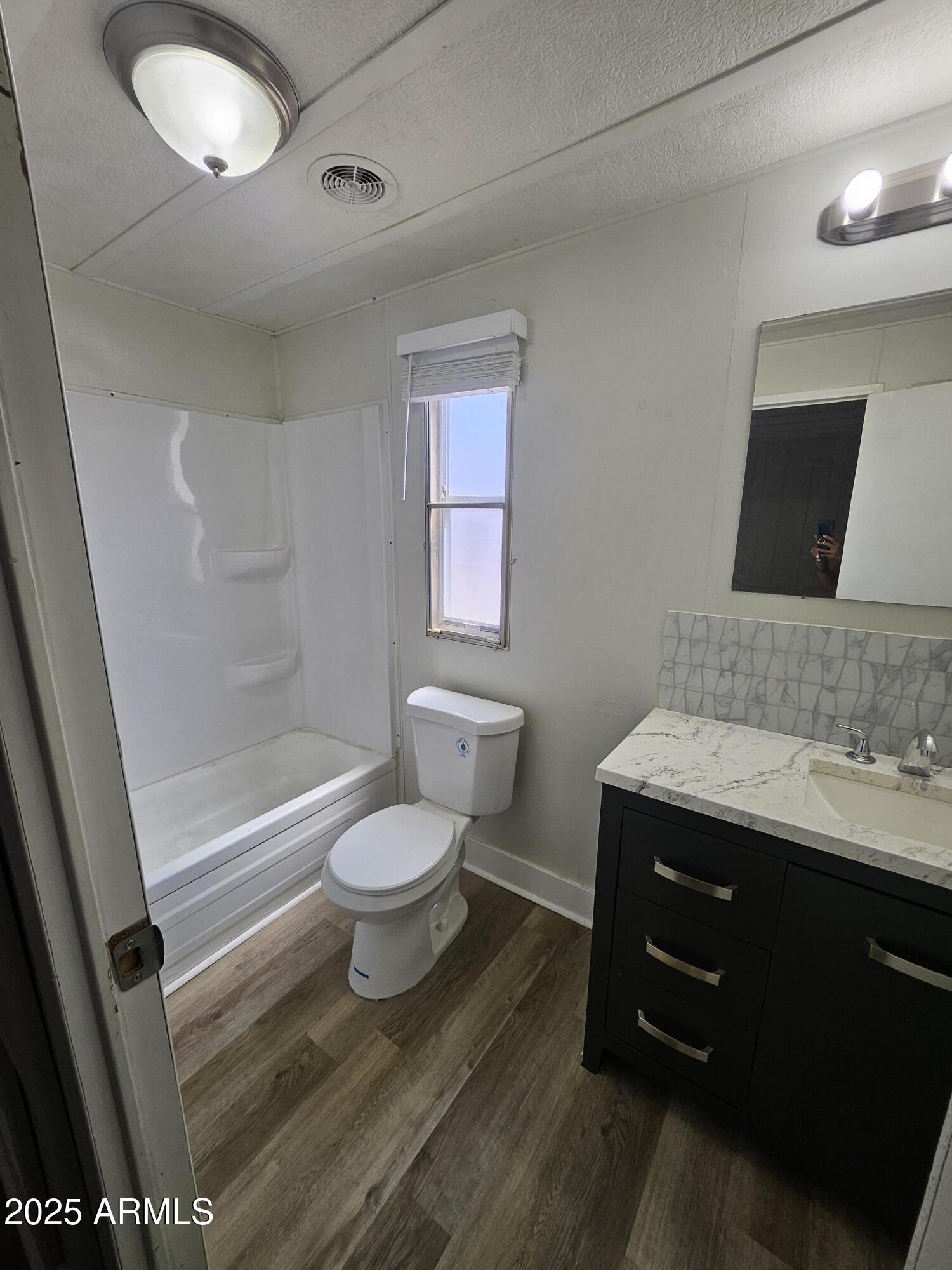 COTTONWOOD GARDENS - Residential Lease