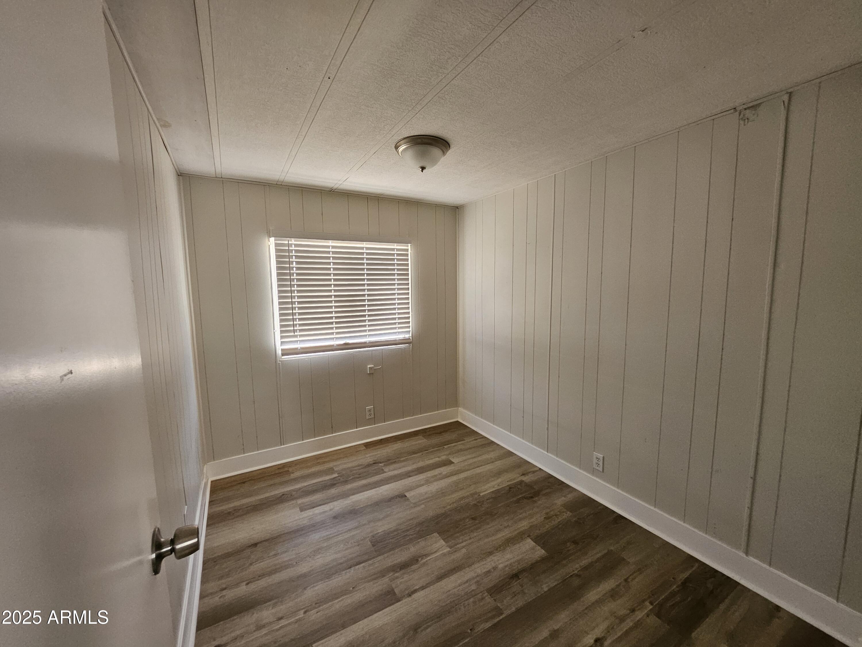COTTONWOOD GARDENS - Residential Lease