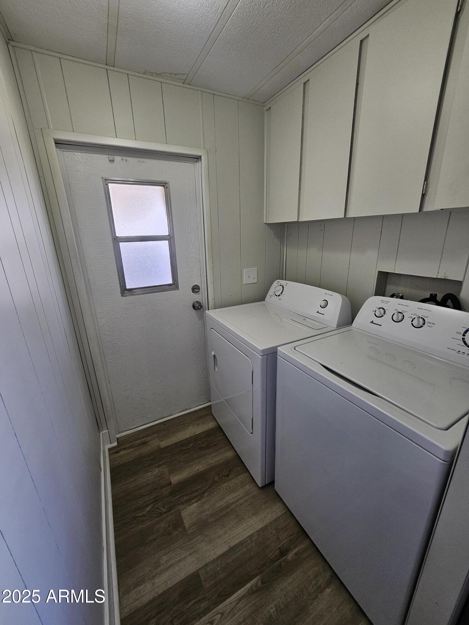 COTTONWOOD GARDENS - Residential Lease