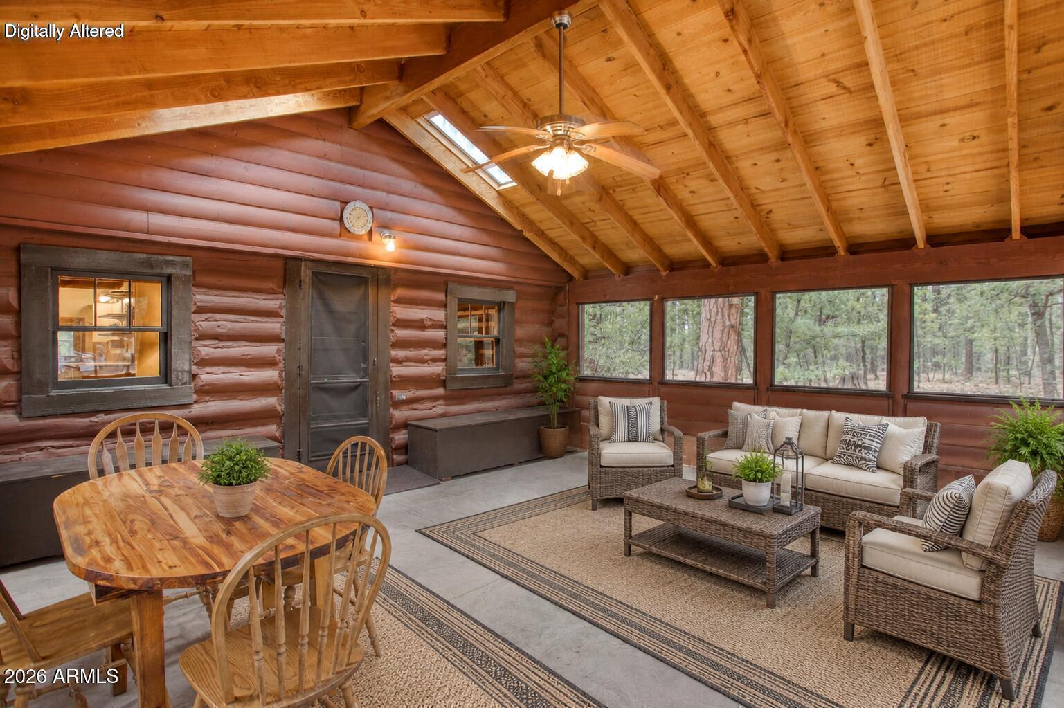 LAKESIDE SUMMER HOMES - Residential