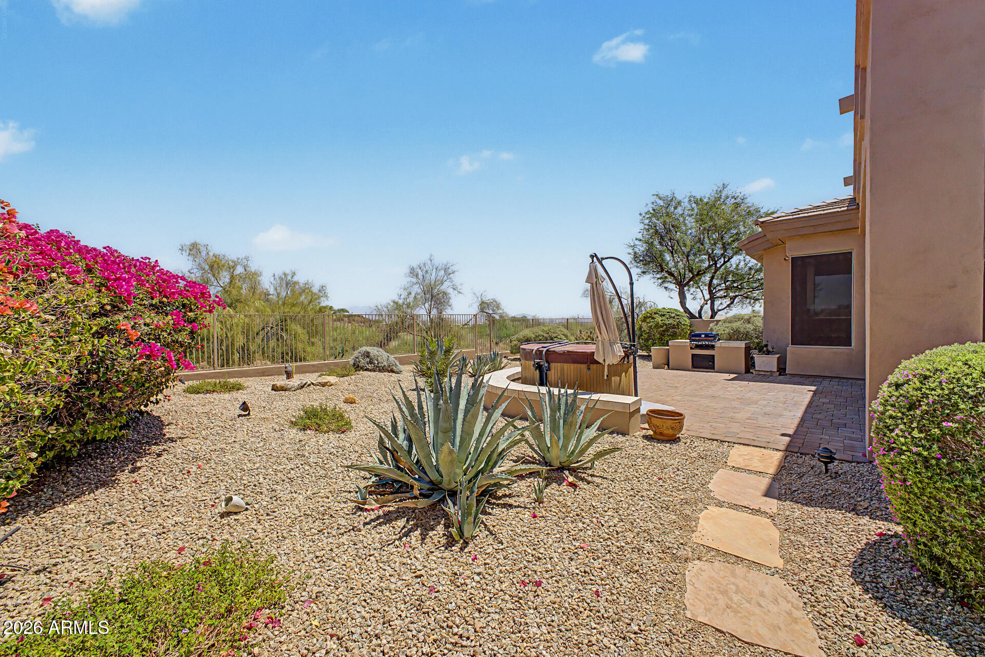 SUNRIDGE CANYON - Residential