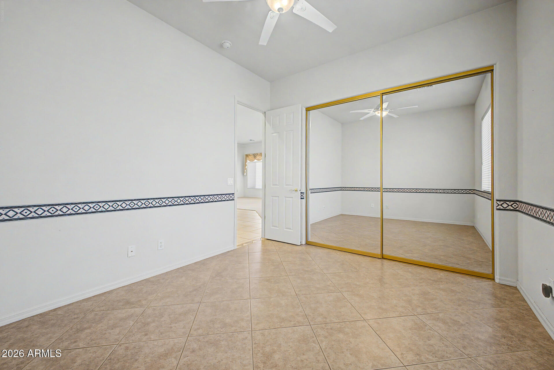 SUNRIDGE CANYON - Residential