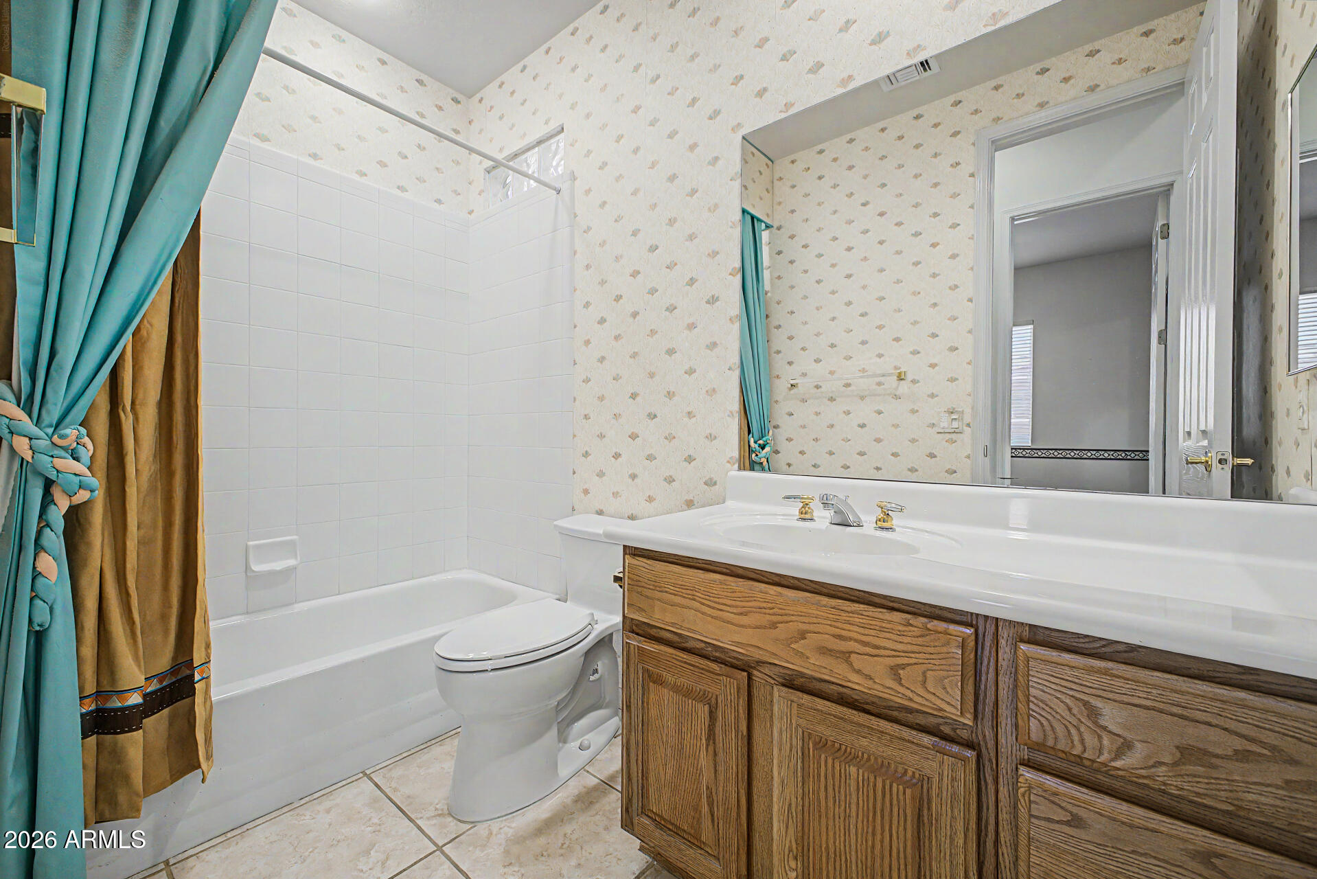 SUNRIDGE CANYON - Residential