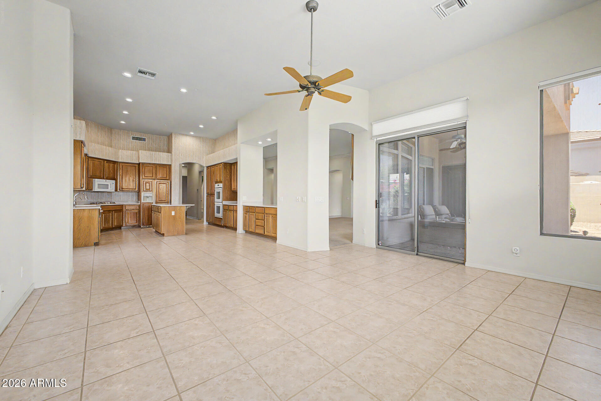 SUNRIDGE CANYON - Residential