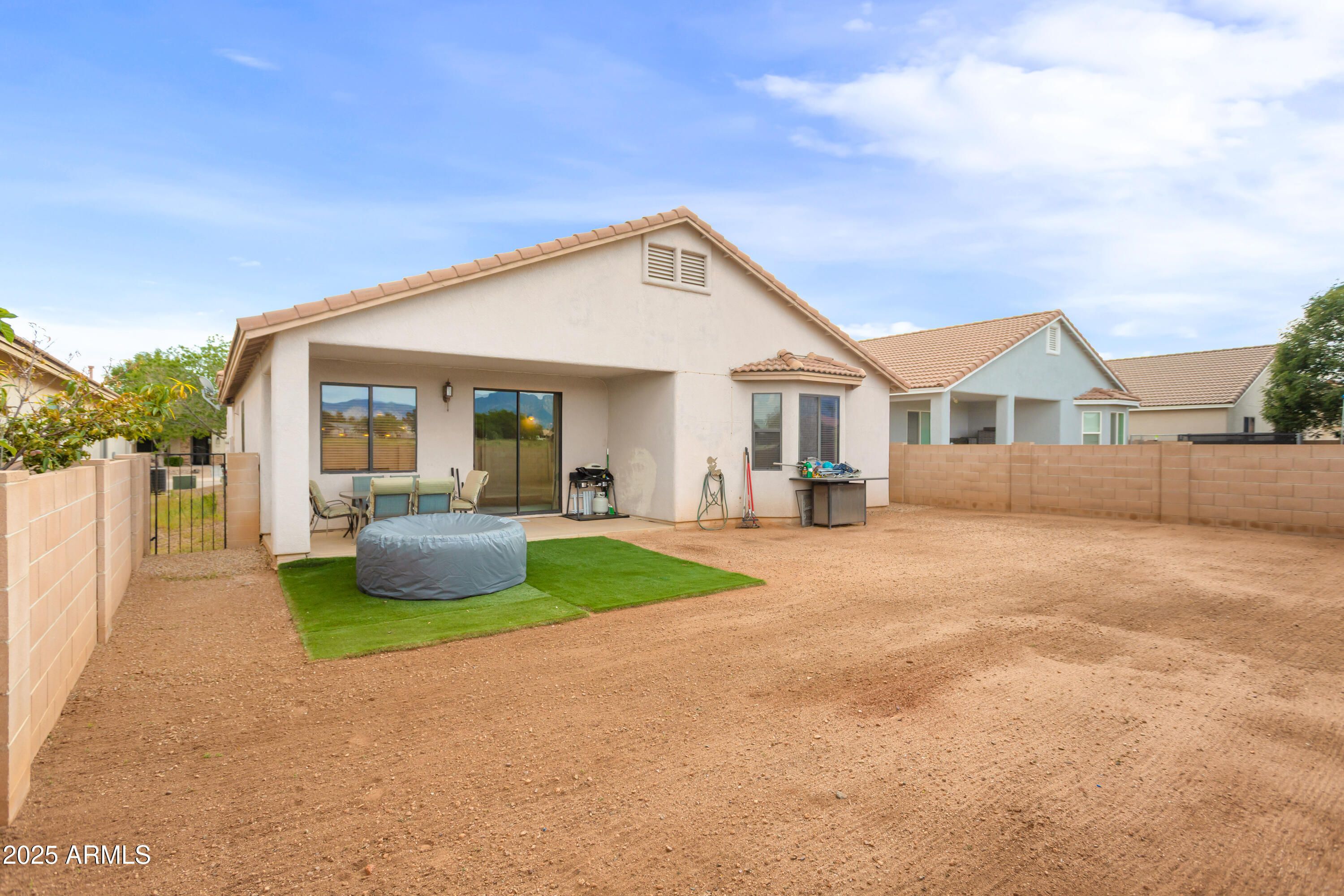 CAMPSTONE - Residential