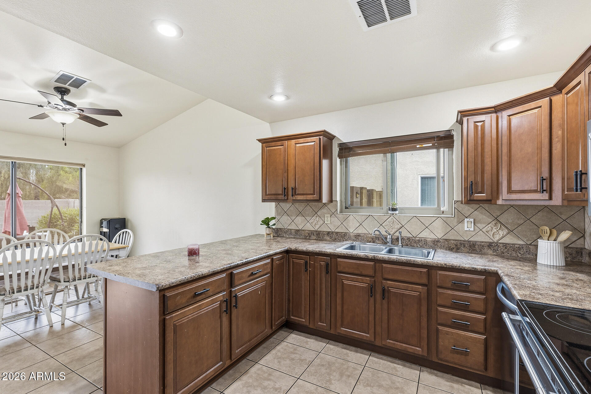 GOLDEN SPRINGS III - Residential