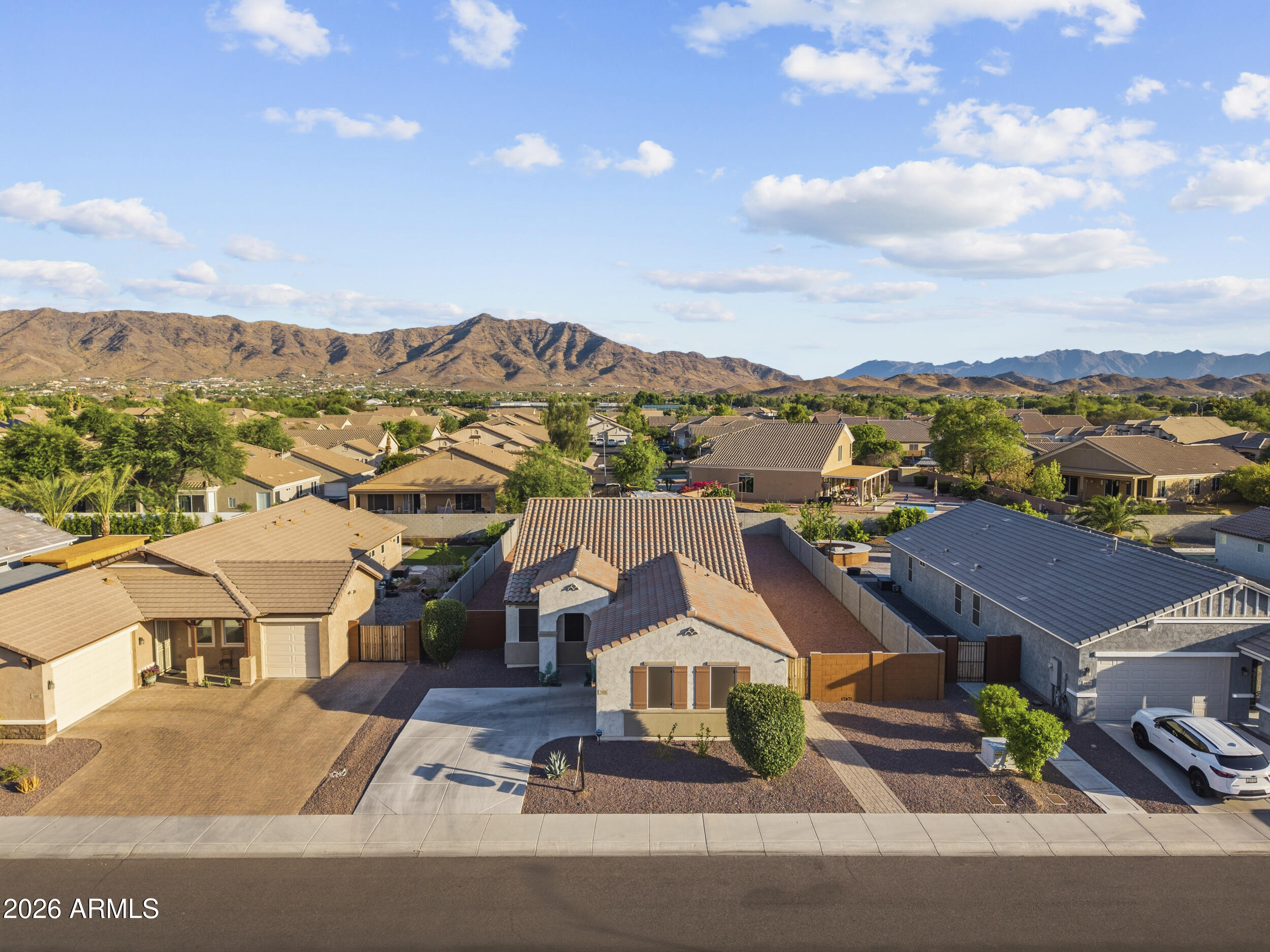 LAVEEN MEADOWS 2014 - Residential