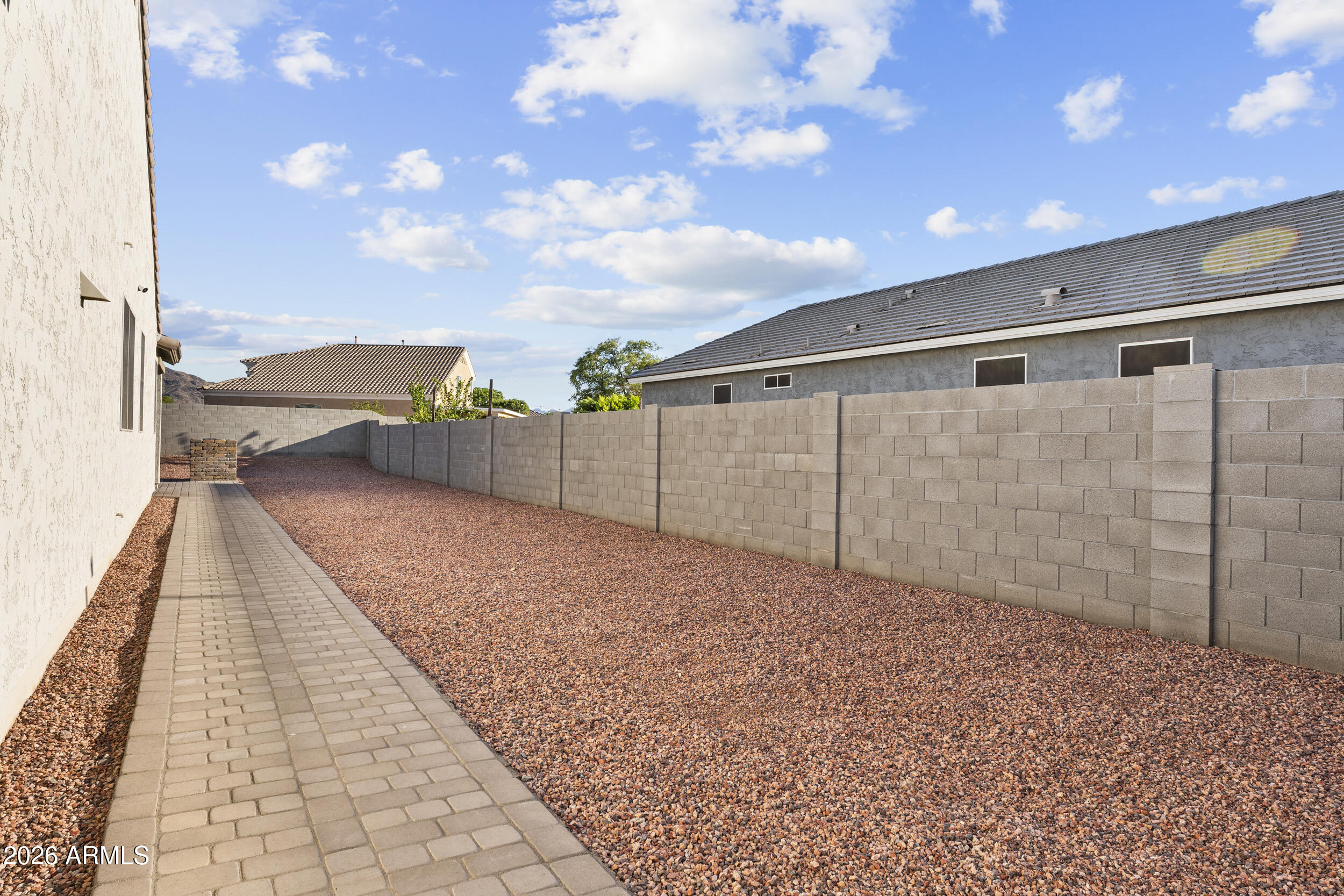 LAVEEN MEADOWS 2014 - Residential