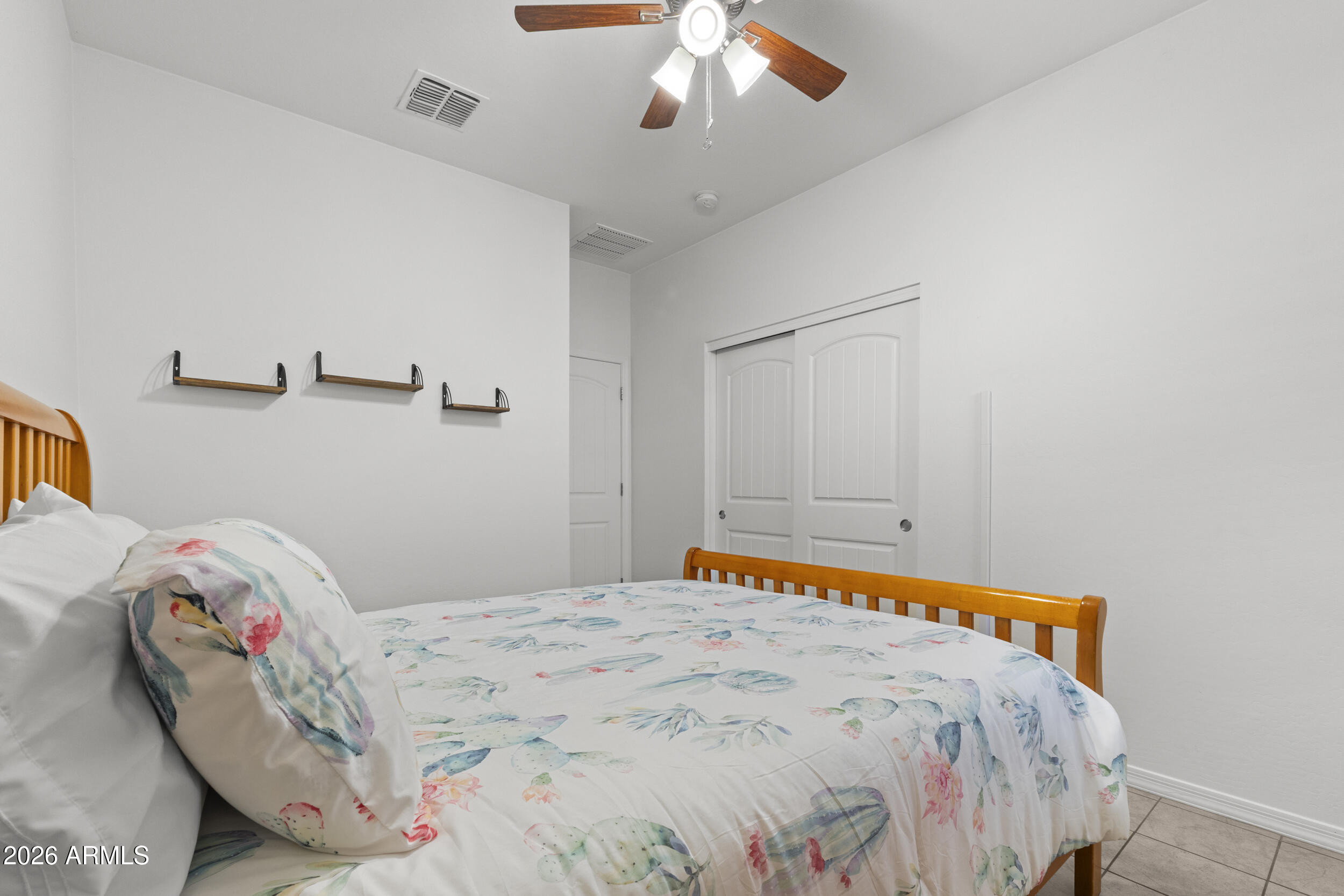 LAVEEN MEADOWS 2014 - Residential