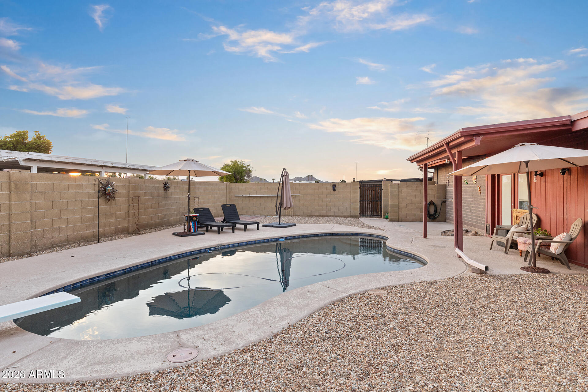 TOWN COUNTRY PARADISE 2 - Residential