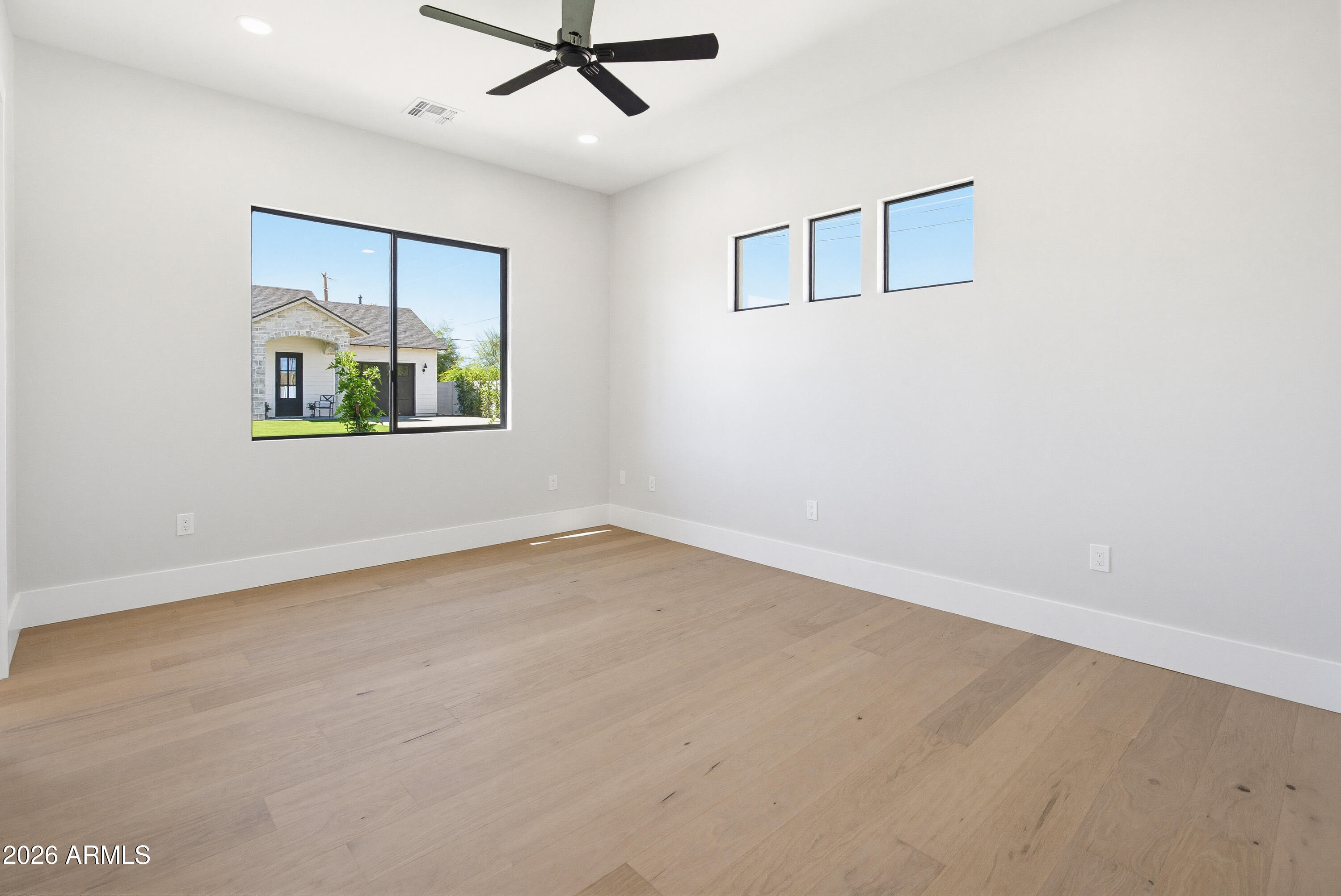 DESERT ESTATES 16 - Residential